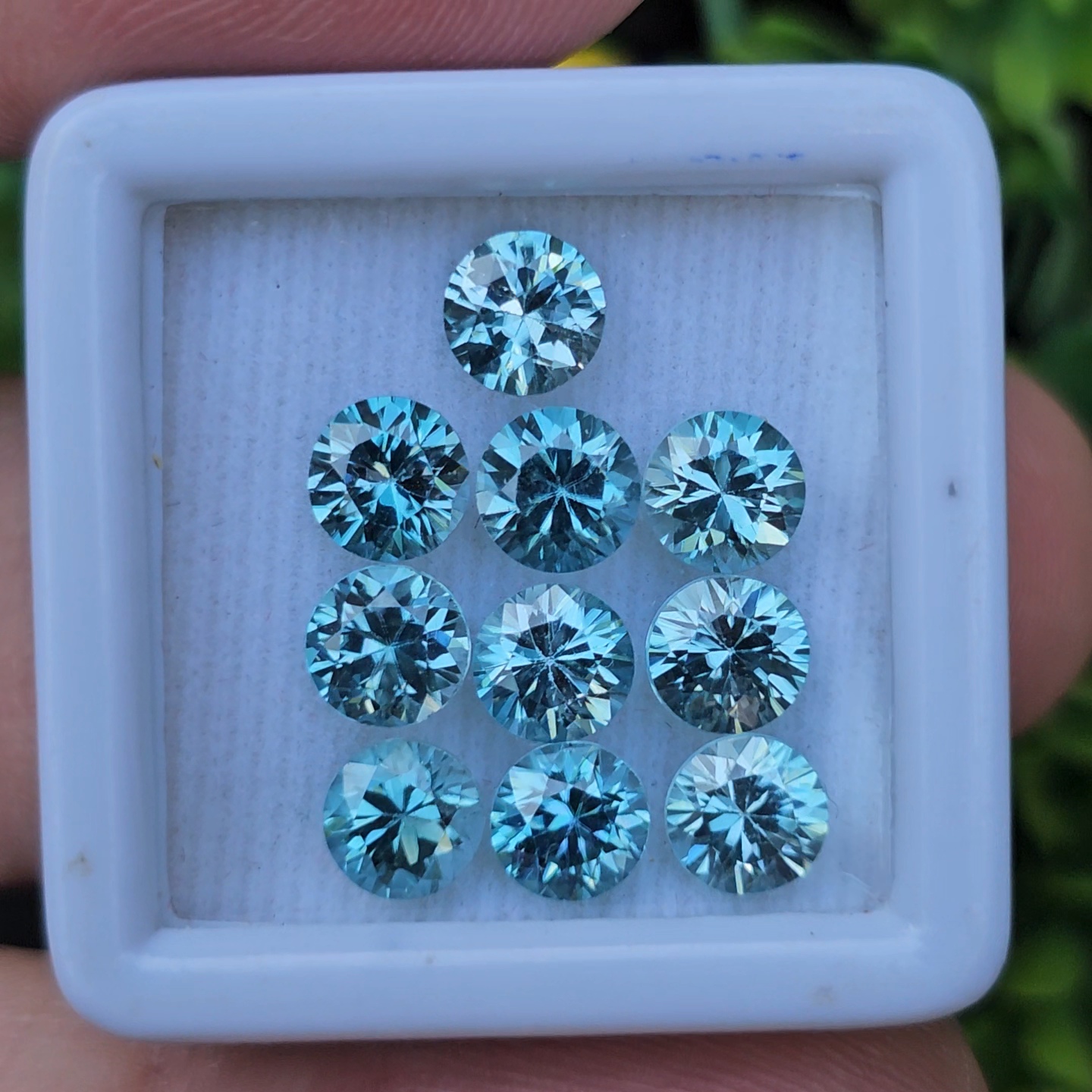 พลอย เพทาย Natural Zircon 9.42 กะรัต (Cts.) 10 เม็ด (2Pcs.) พลอยแท้อัญมณีมงคล ประจําวันเกิด เครื่องประดับพลอย