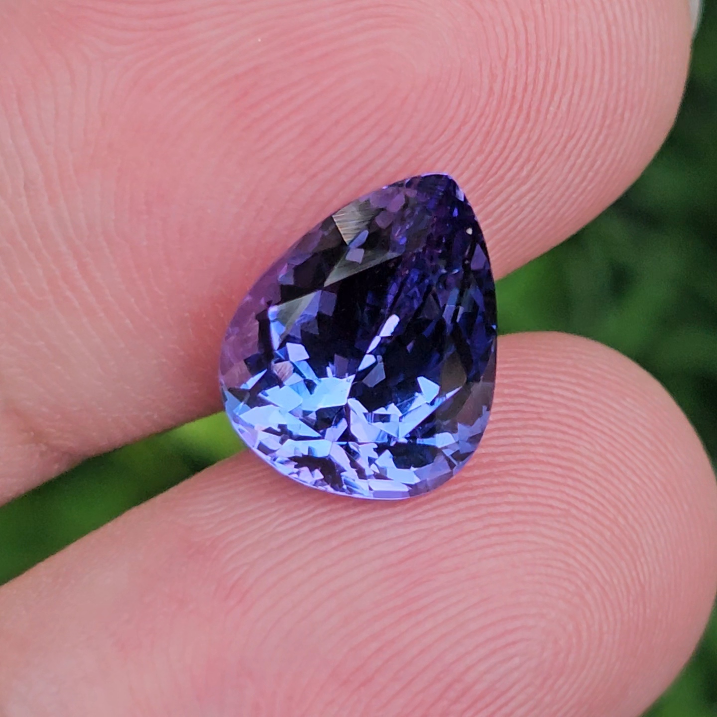 พลอย แทนซาไนท์ Tanzanite 5.30 กะรัต (Cts) พร้อมใบเซอร์ พลอยแท้อัญมณีมงคล ประจําวันเกิด เครื่องประดับพลอย