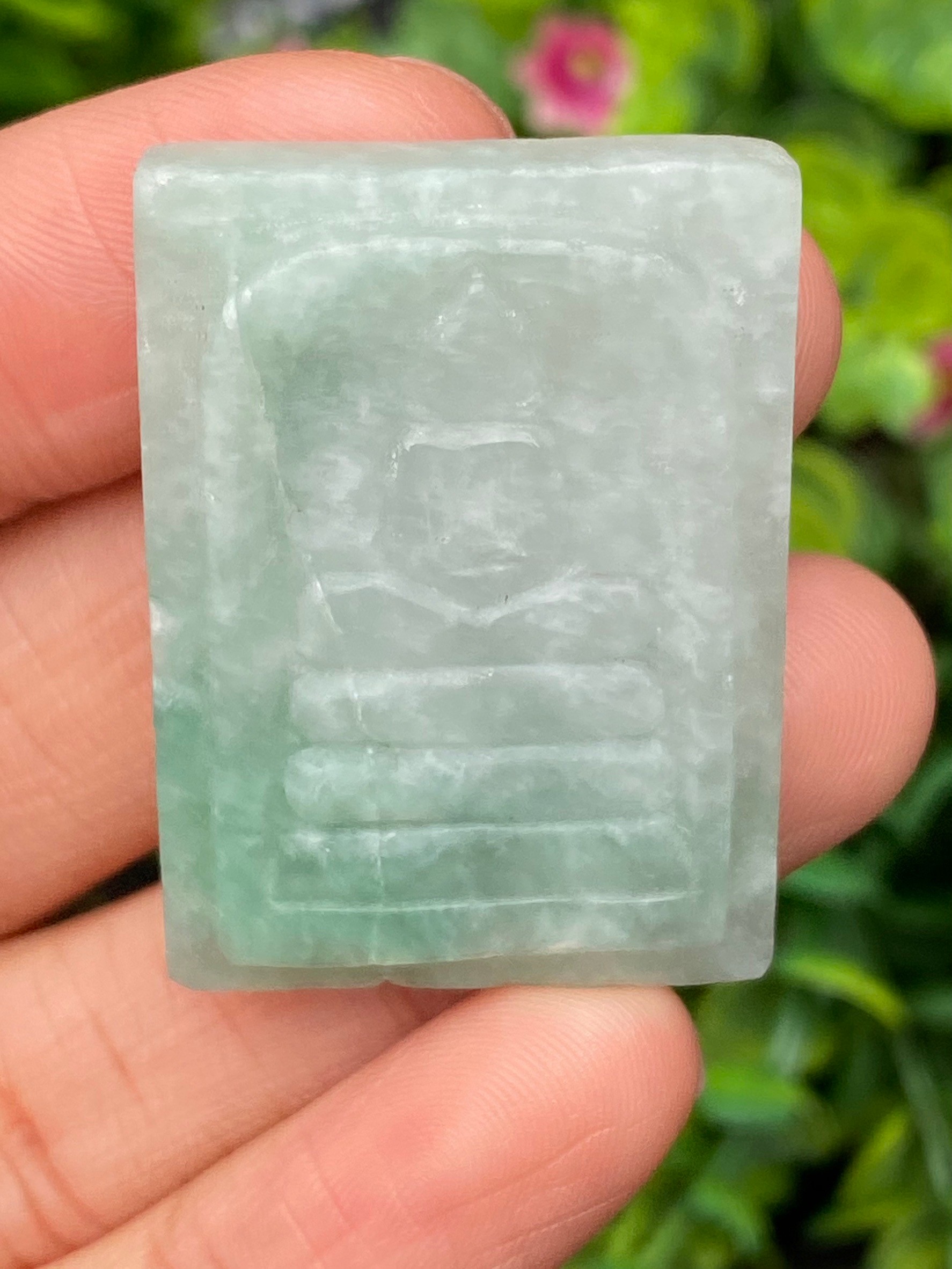 หยก แกะสลัก รูป พระ (Burmese jadeite) 81.33 กะรัต (cts.) หยก พม่า แท้