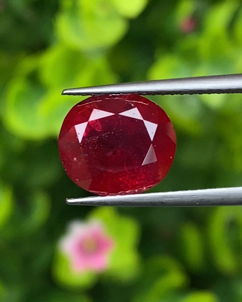 พลอย ทับทิม Ruby sapphire 4.47 กะรัต พร้อมใบเซอร์ พลอยแท้ อัญมณีมงคลประจําวันเกิด เครื่องประดับพลอย