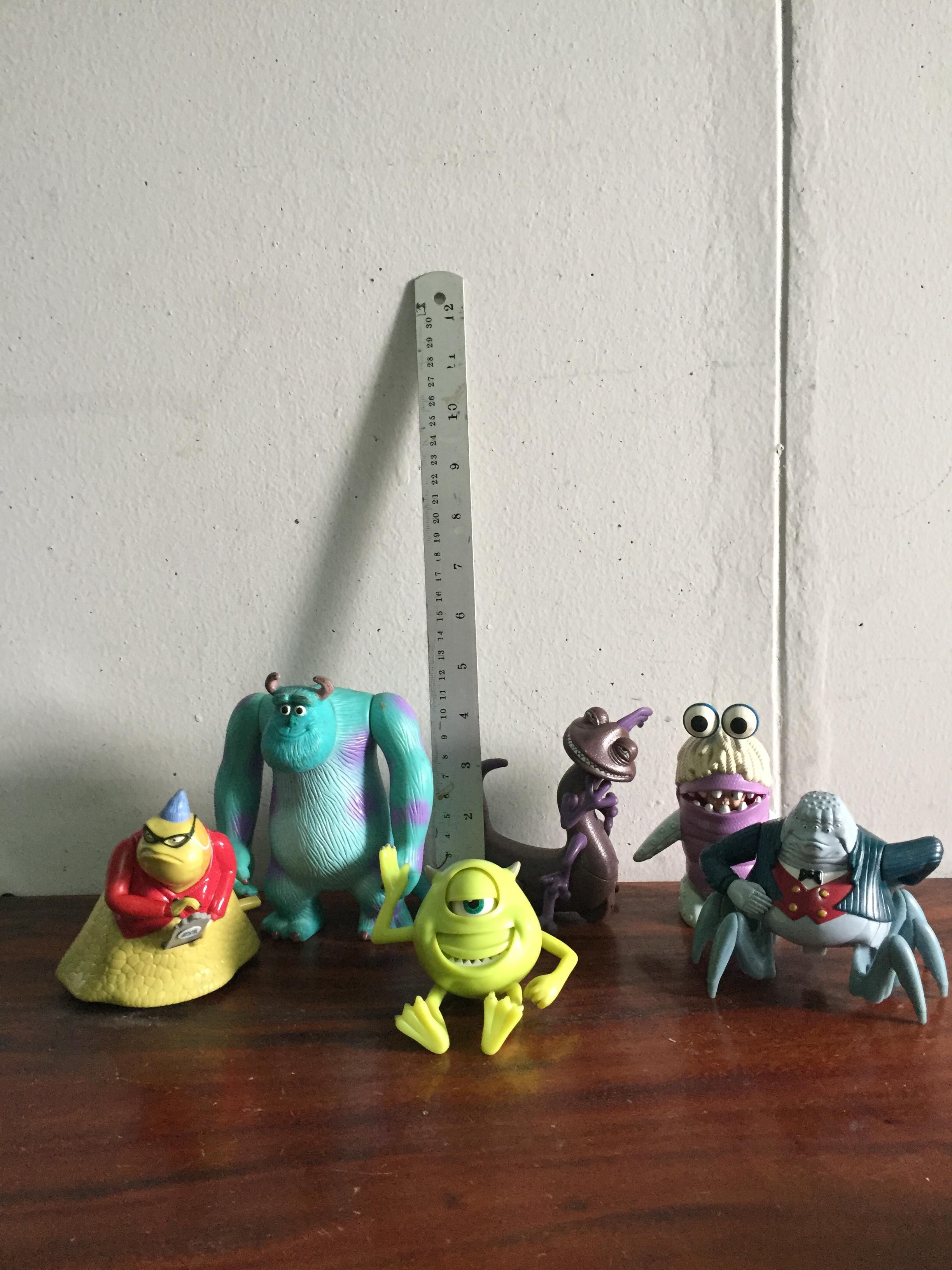 มีหลายภาพ ของสะสม จาก Mcdonald Monster Inc. มอนสเตอร์อินซ์ ครบเซ็ท