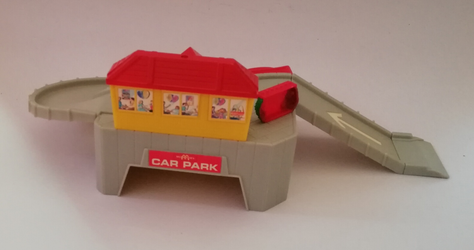 ของสะสม Mac Donal, Drive Through Station ใช้เล่นกับรถเหล็ก ขนาดประมาณ 1:64 ได้