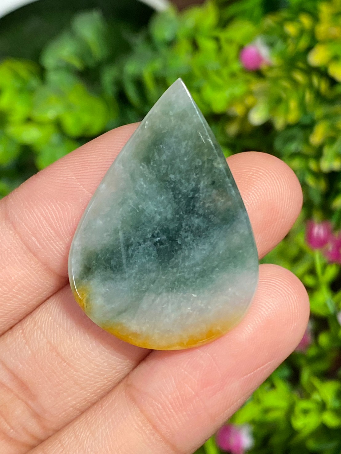 หยกพม่าเจียรนัย (Burmese jade ) 36.51 กะรัต หยกพม่า (jadeite)
