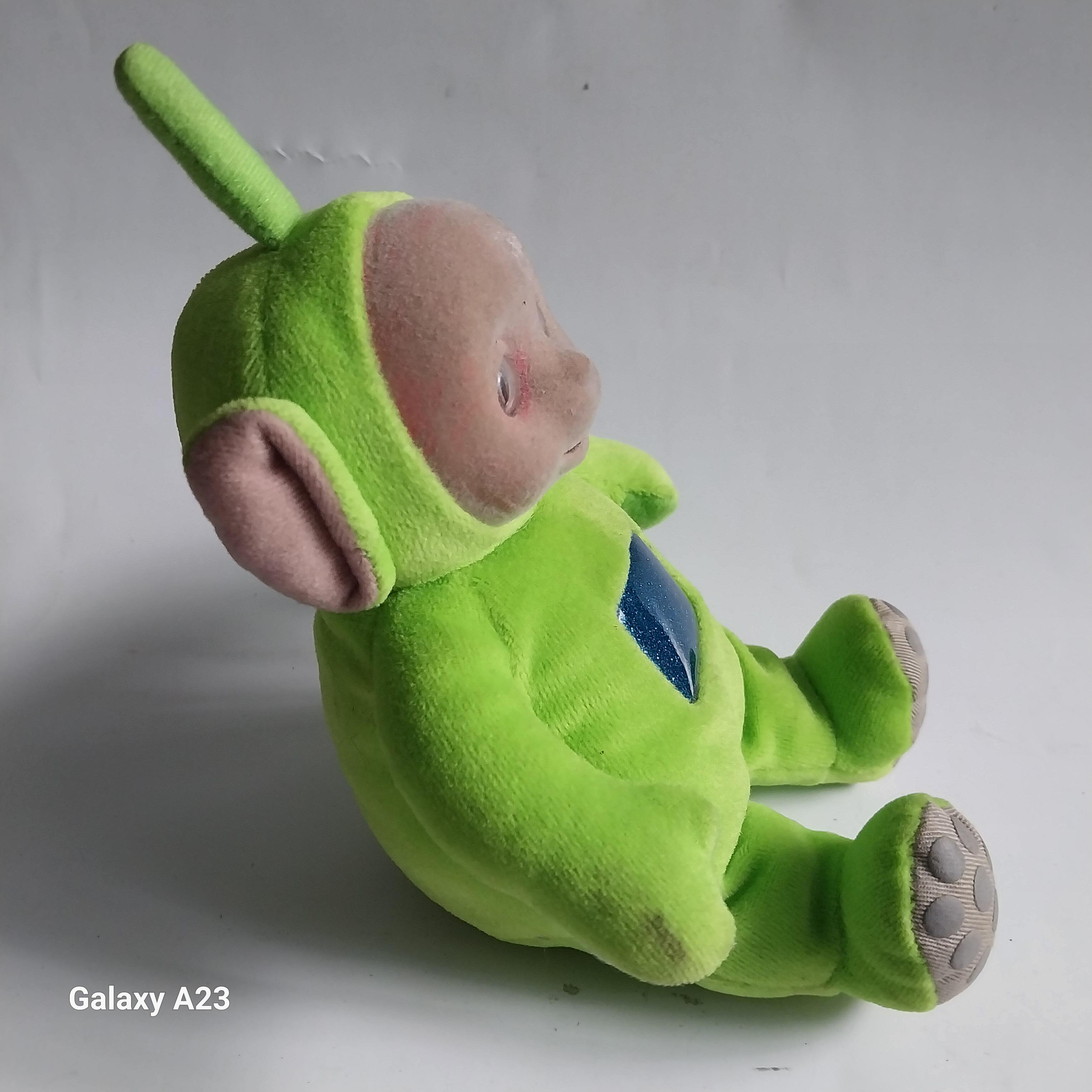 มีหลายภาพ เทเลทับบี้ เทเลทับบีส์ teletubbies สีเขียว ตัวเป็นผ้า มีตำหนิ โปรดดูทุกภาพ