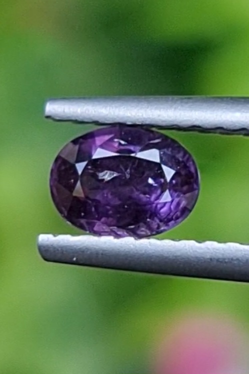 พลอย เพอเพิล แซฟไฟร์ สีม่วง Purple Sapphire ดิบ Unheated 0.63 กะรัต (Cts.) พลอยแท้ อัญมณีมงคลประจําวันเกิด เครื่องประดับพลอย