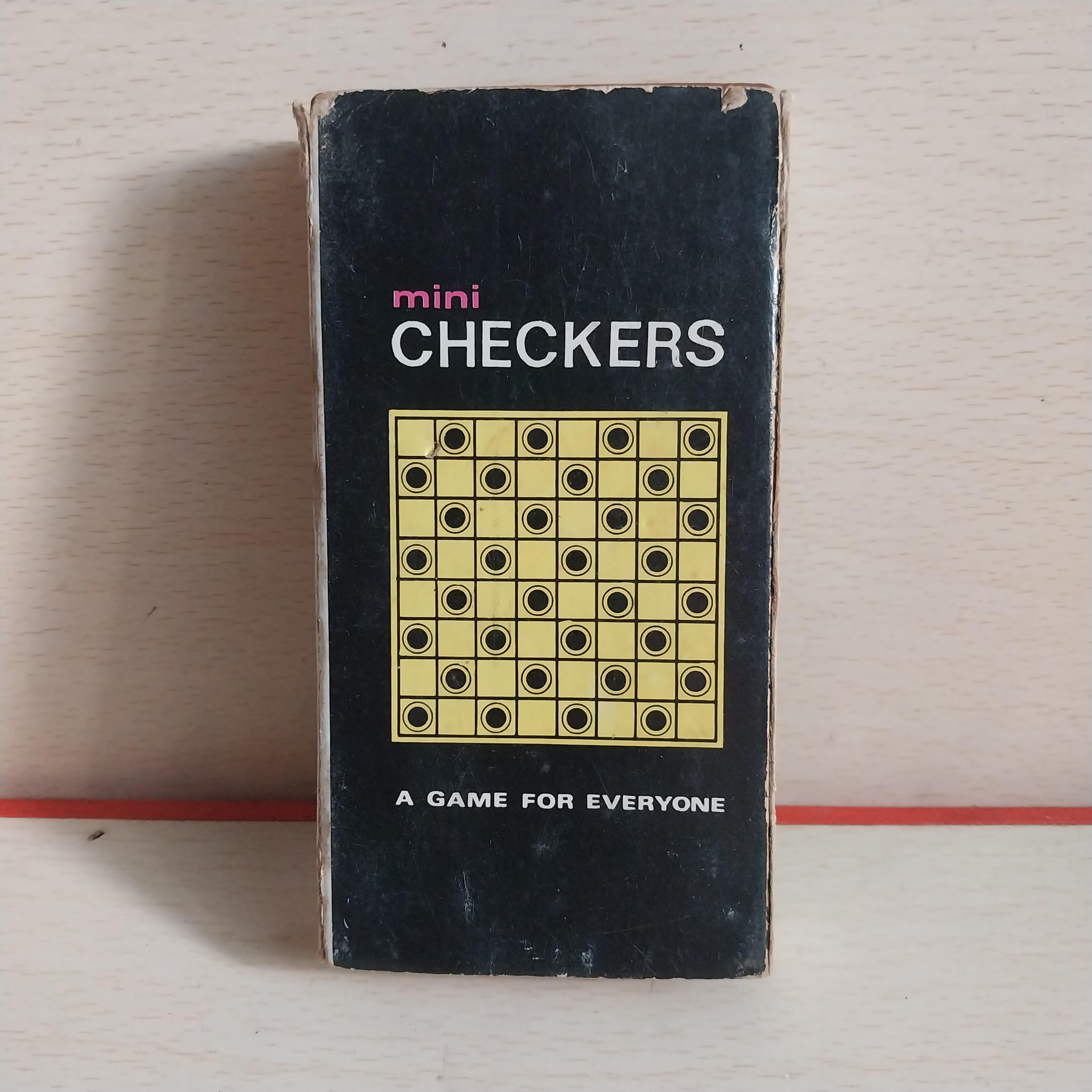 เกมส์ * แพคเกจชำรุด มีหลายภาพ มาสเตอร์โลจิก ทายสี เกมลับสมอง รุ่น ปี 70-80 ของเก่าหายาก เก่าเก็บ มีกล่องกระดาษ ของมีตามรูป