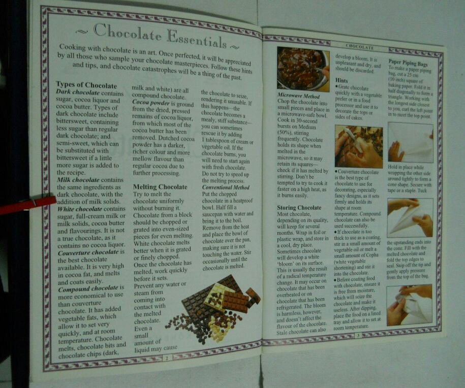 หนังสือ เก่า ตำราทำขนมหวาน เค้กช็อกโกแลต ฉบับภาษาอังกฤษ โดย แอน วิลสัน Classic Essential Chocolate