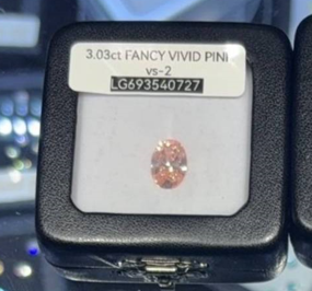 เพชร CVD Diamond 3.03 กะรัต ชมพูสด FANCY VIVID PINK VS2 พร้อมใบเซอร์ IGI LG693540727