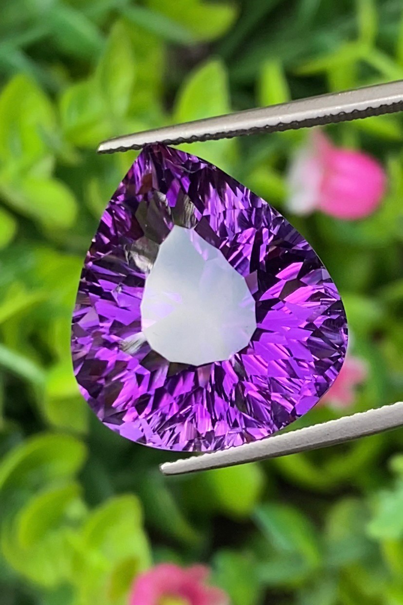 พลอย อเมทิส Amethyst 22.85 กะรัต (Cts.) พลอยแท้ อัญมณีมงคลประจําวันเกิด เครื่องประดับพลอย