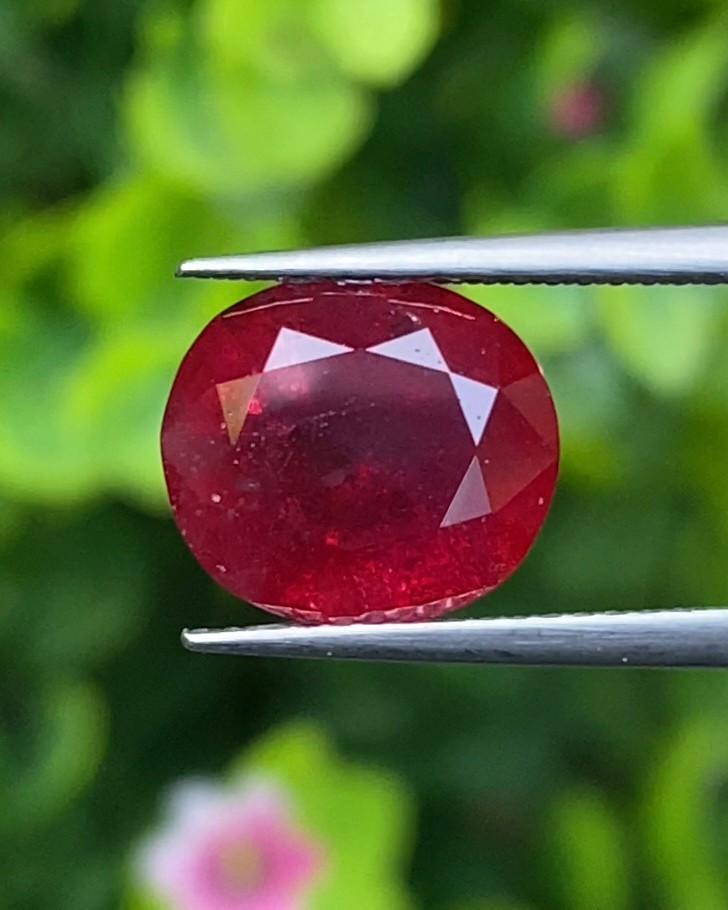 พลอย ทับทิม Ruby sapphire 4.47 กะรัต พร้อมใบเซอร์ พลอยแท้ อัญมณีมงคลประจําวันเกิด เครื่องประดับพลอย