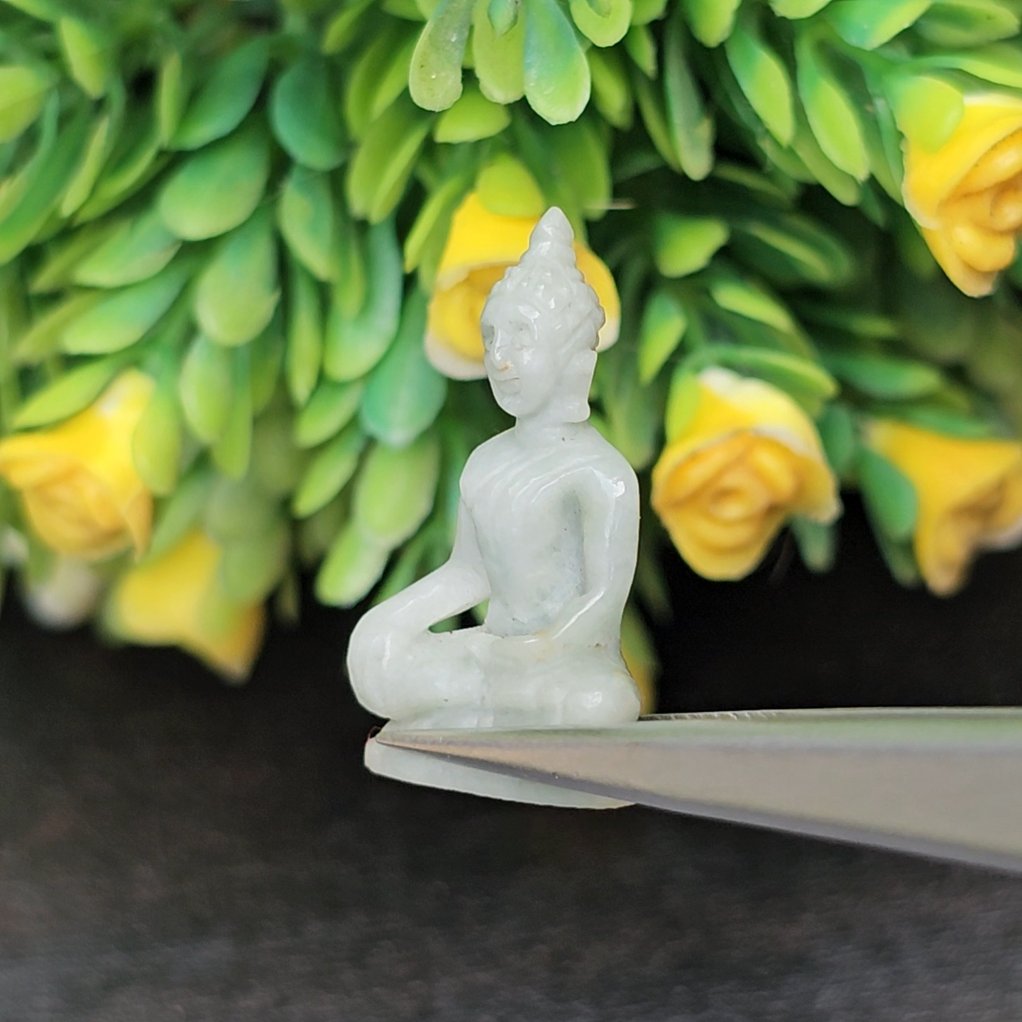 หยก แกะสลัก รูป พระ (Burmese jadeite) 15.29 กะรัต (cts.) หยก พม่า แท้