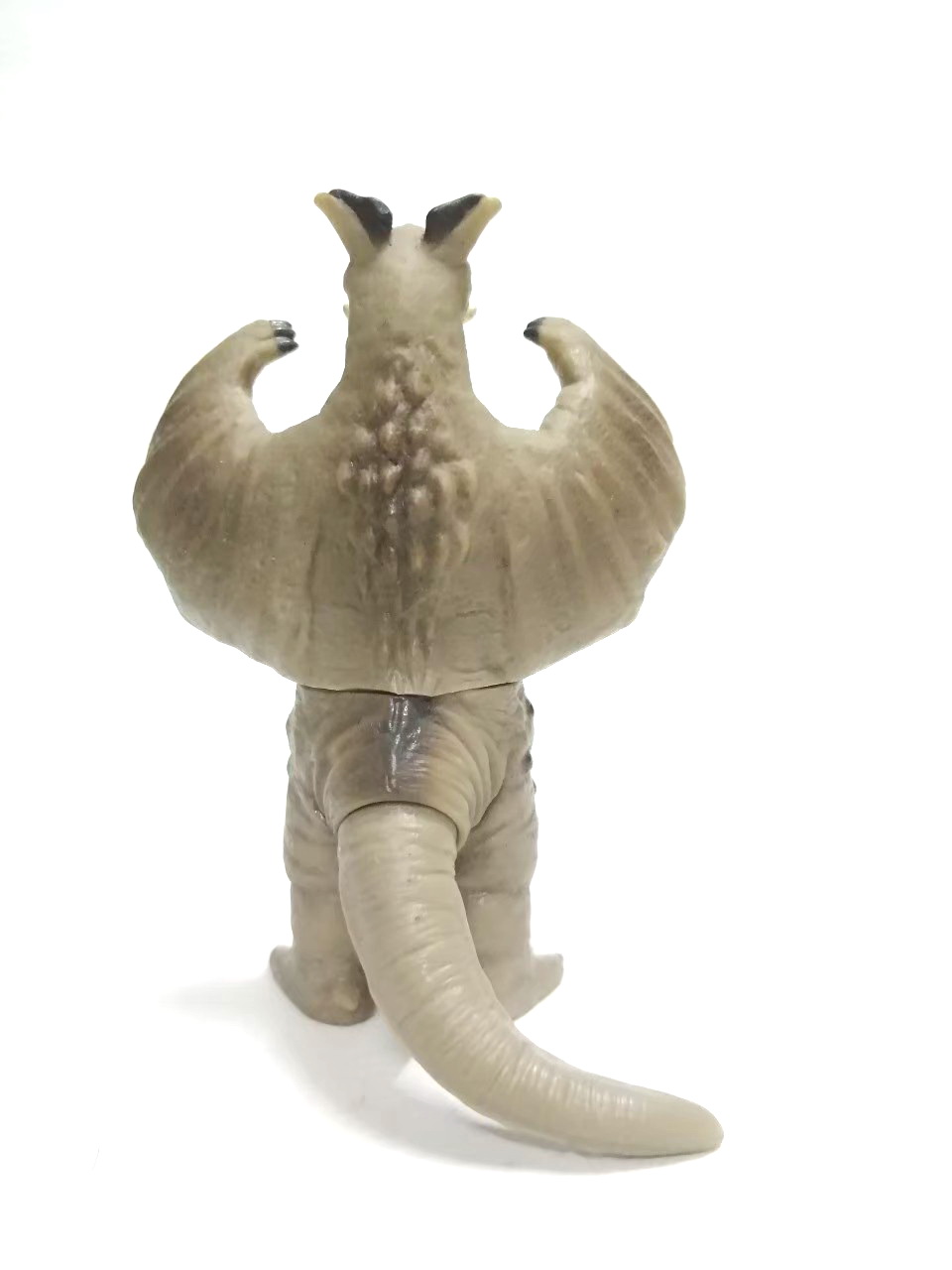 ซอฟ 4 นิ้วสัตว์ประหลาดแชนโดร่า จากอุลตร้าแมน รุ่นสีอ่อน หายากมากไม่พบบ่อย มือสองสภาพดีมีรอยบ้าง