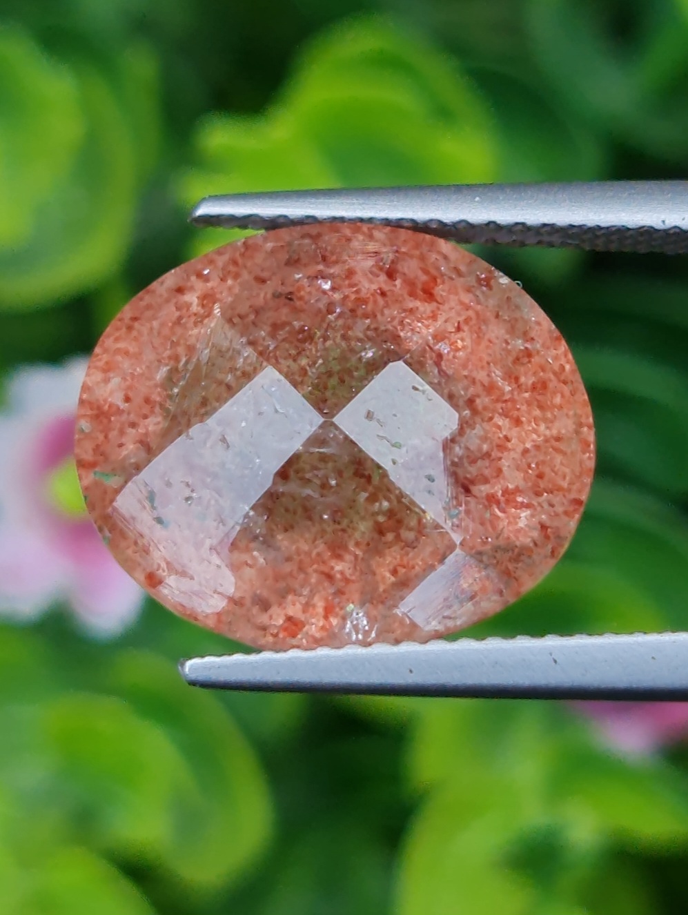 พลอย สตอเบอรี่ ควอตซ์ Strawberry Quartz 13.33 กะรัต (Cts.) พลอยแท้ อัญมณีมงคลประจําวันเกิด เครื่องประดับพลอย