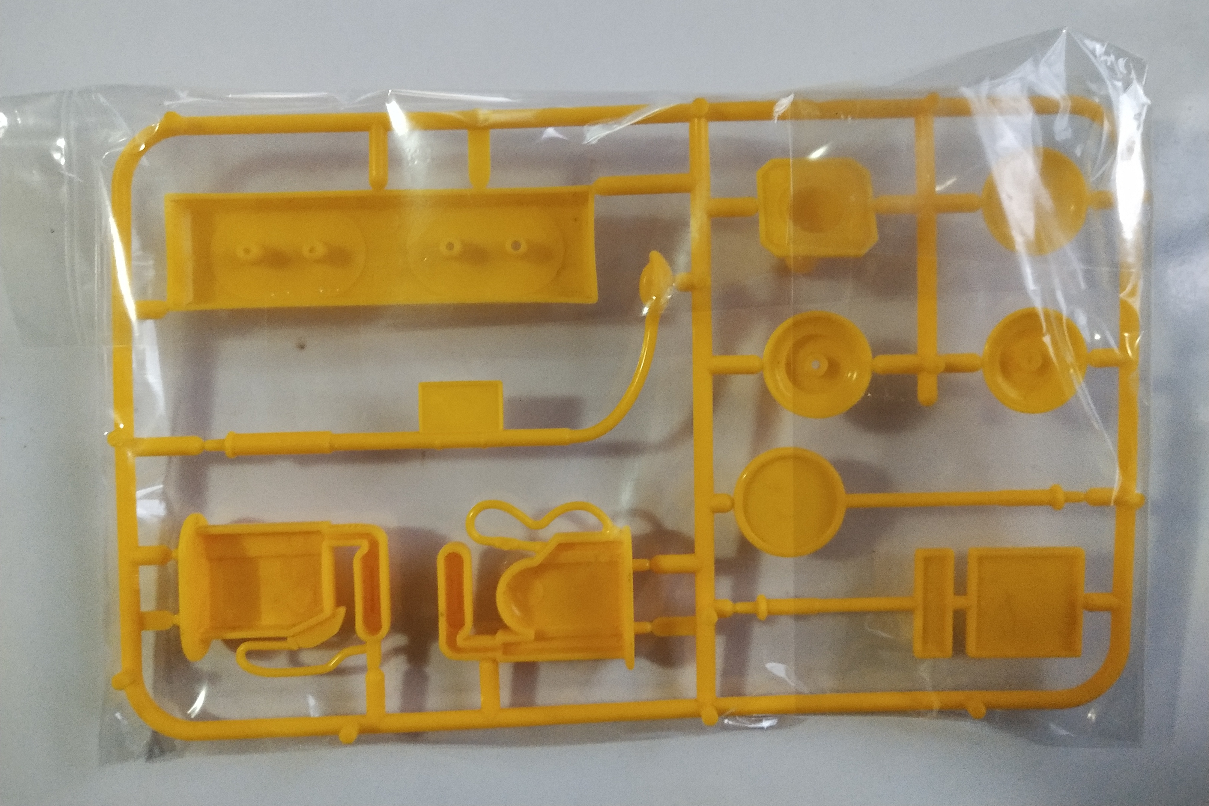 ของเล่น ของสะสม ชุดของเล่นกับรถเหล็ก อุปกรณ์ปั๊มน้ำมัน