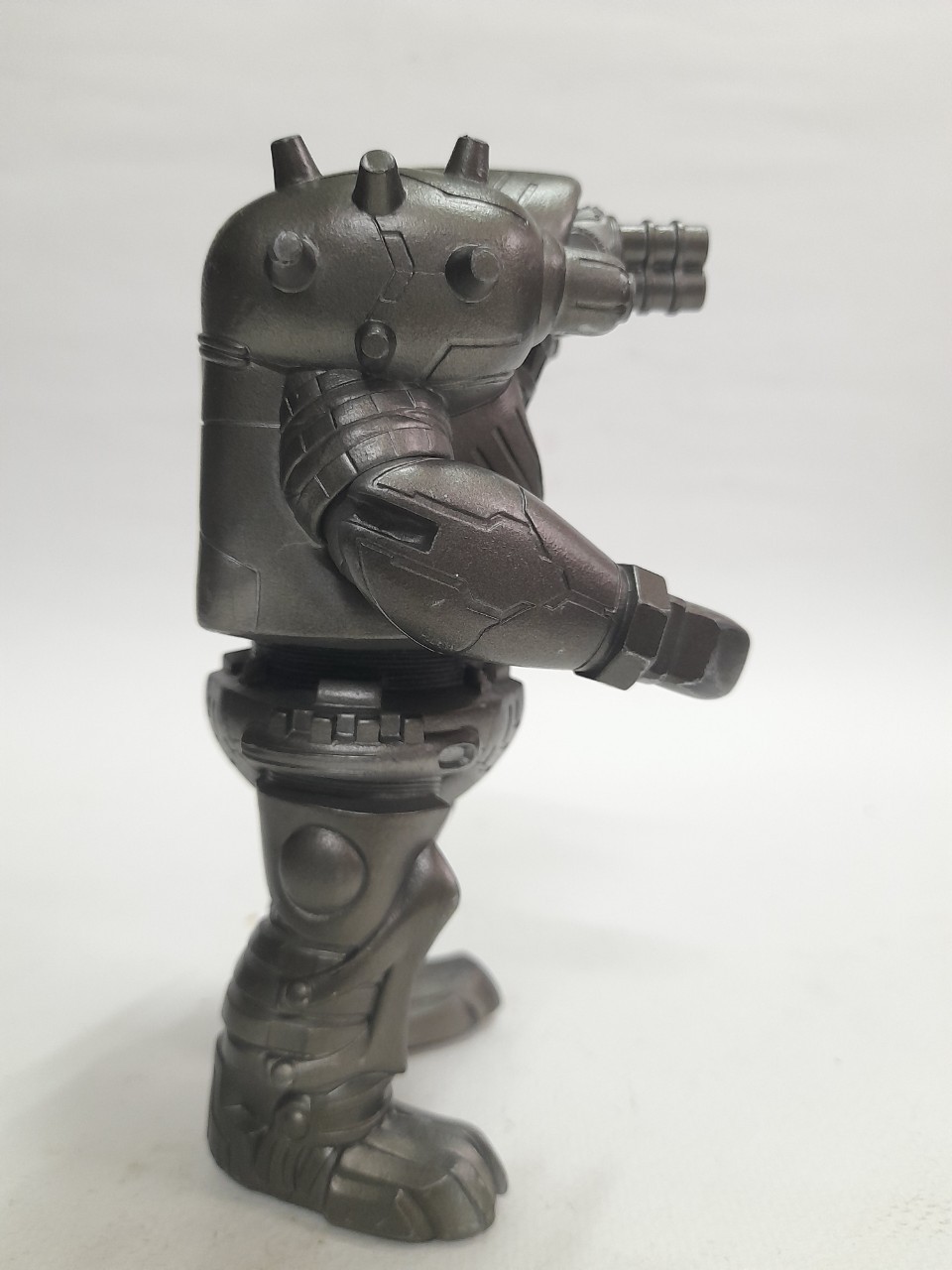 ซอฟ 6.5-7 นิ้ว หุ่นยนต์ เอมเพอไรเซอร์ จากอุลตร้าแมนเมบิอุส มือสอง สภาพดี มีรอยบ้าง มีปั๊มใต้เท้า ไม่พบบ่อย