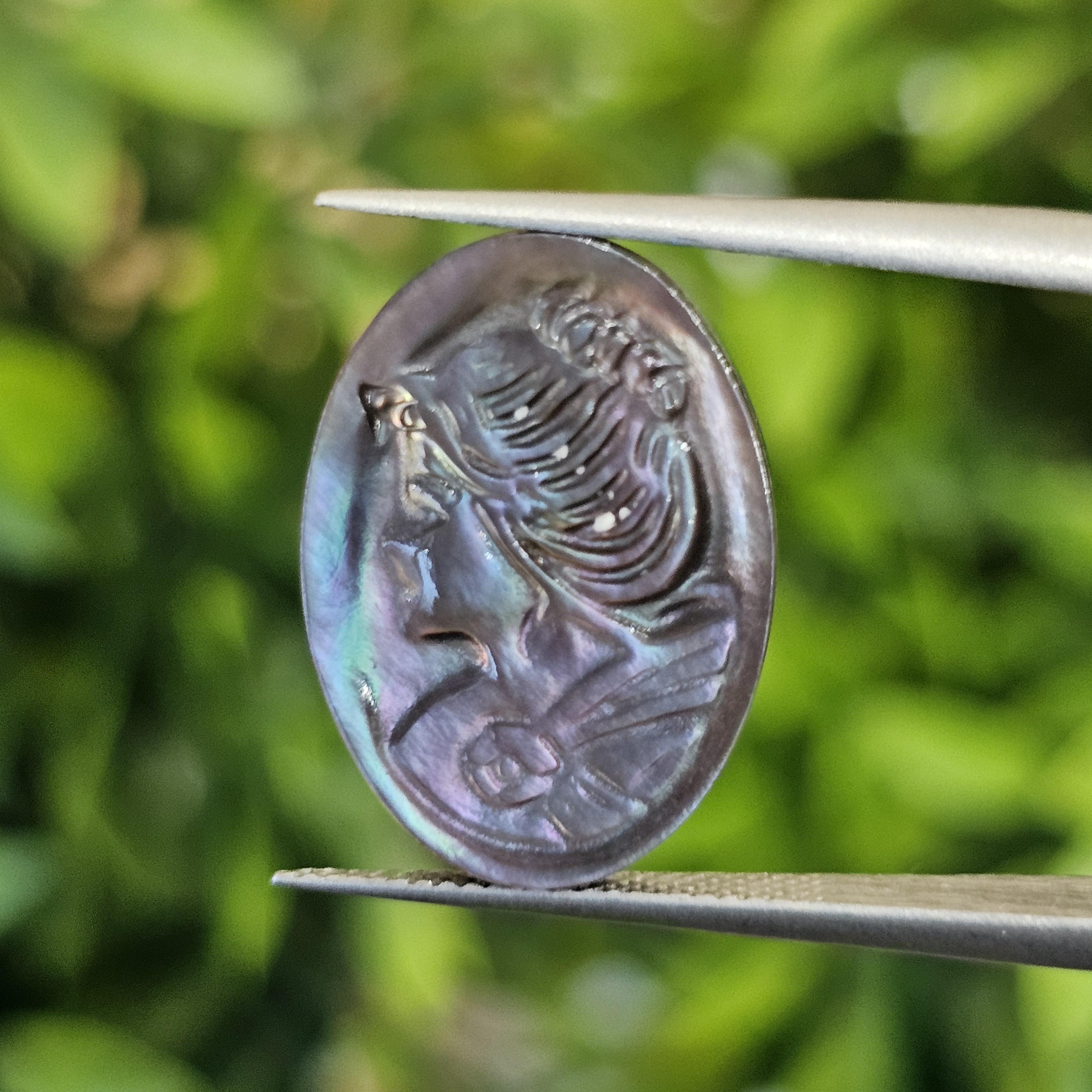 เปลือกหอยมุก แกะสลัก Pearl Shell Carved 3.59 กะรัต (Cts.)