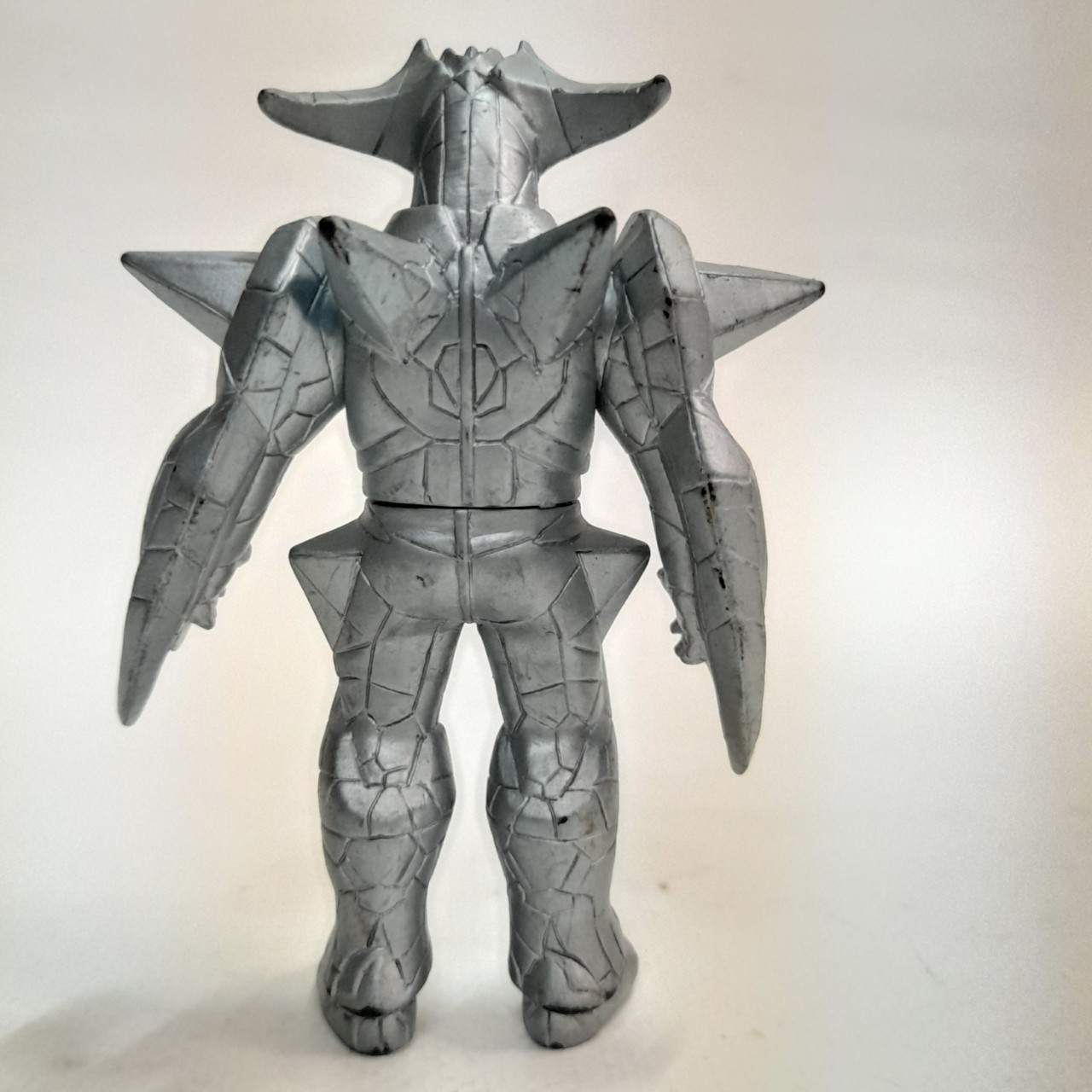 มีหลายภาพ,ซอฟ 3.5-4นิ้ว สัตว์ประหลาดโกแซม จากอุลตร้าแมนเมบิอุส มือสองสภาพดี มีรอยบ้าง ไม่พบบ่อย ค่อนข้างหายาก