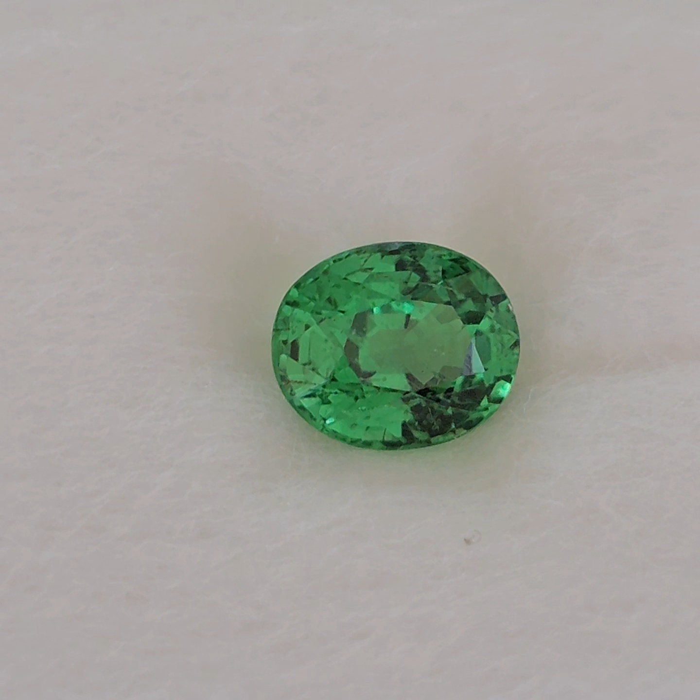 พลอย ซาโวไรท์ Tsavorite Garnet 1.16 กะรัต (Cts.) ดิบ Unheated พร้อมใบเซอร์ อัญมณีมงคลประจําวันเกิด เครื่องประดับพลอย