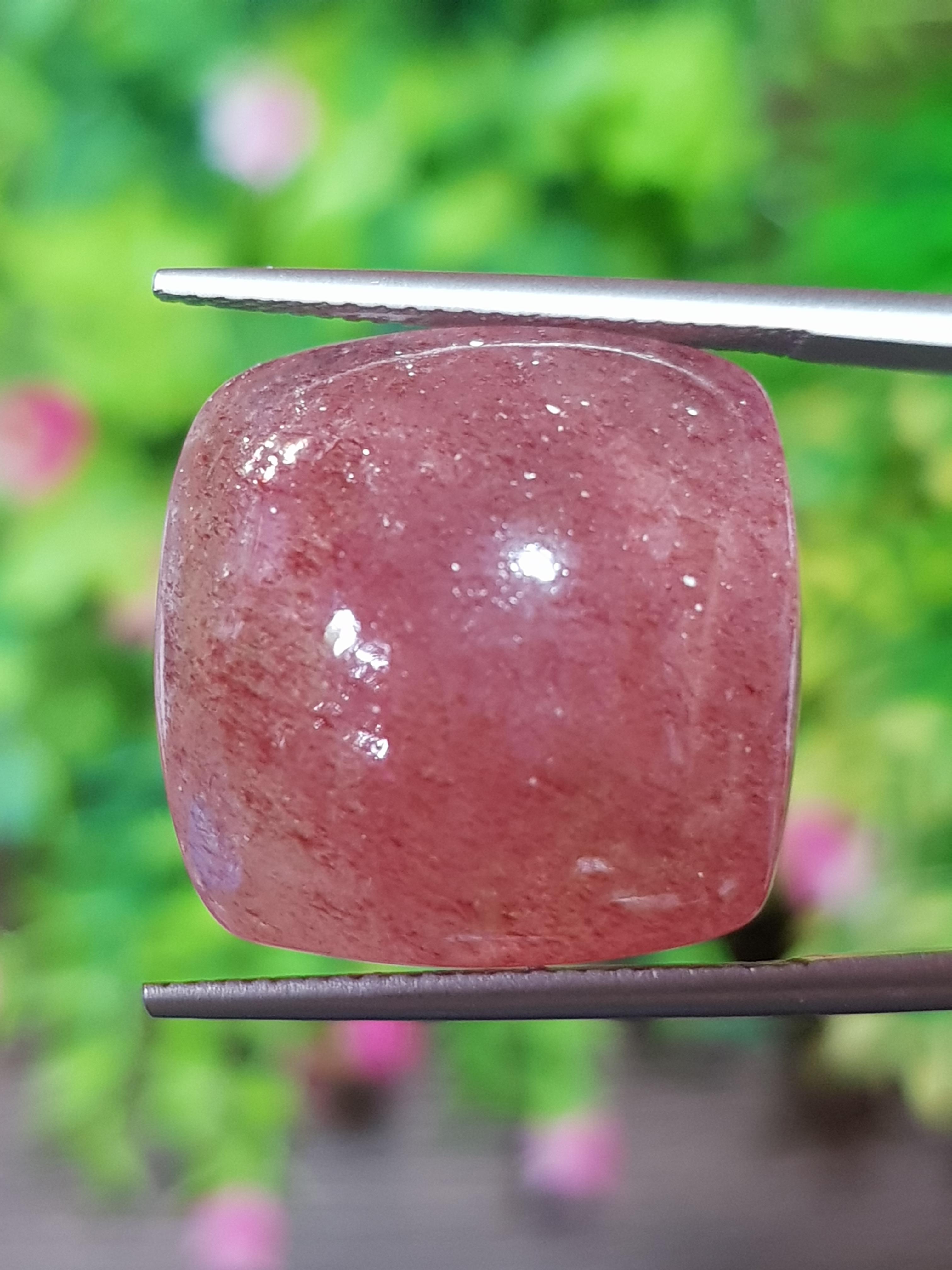 พลอย สตอเบอรี่ ควอตซ์ Strawberry Quartz 29.53 กะรัต (Cts.) พลอยแท้ อัญมณีมงคลประจําวันเกิด เครื่องประดับพลอย