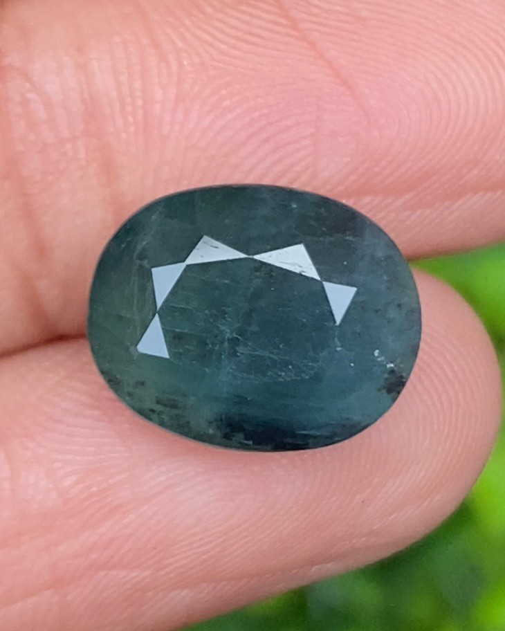 พลอย แกรนดิเดียร์ไรท์ Grandidierite 6.72 กะรัต (Cts.) พร้อมใบเซอร์ พลอยแท้ อัญมณีมงคลประจําวันเกิด เครื่องประดับพลอย