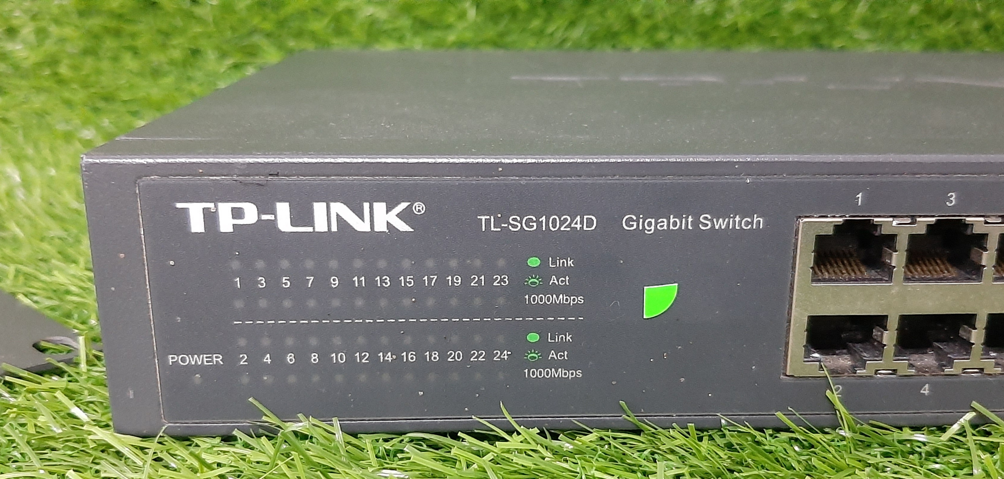 สวิตซ์มือสอง TP-Link ประกันร้าน 1 เดือน TL-SG1024 24-Port Gigabit Switch พร้อมหู