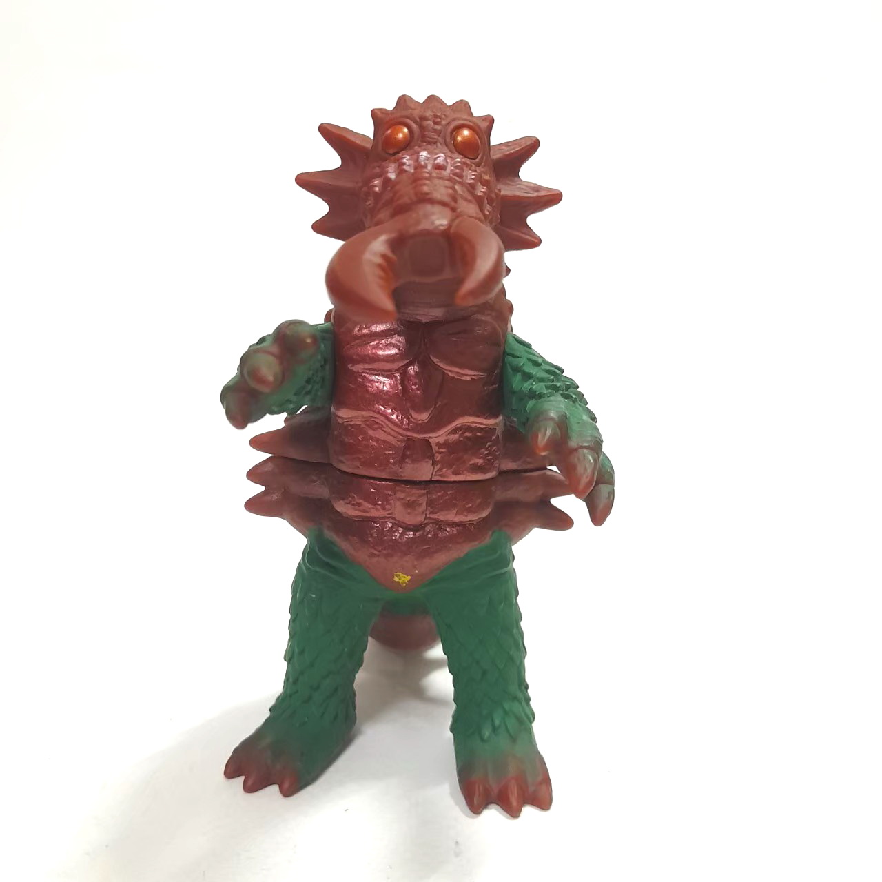 ซอฟ5นิ้ว ขนาดตามรูป สัตว์ประหลาดคิงส์แครบ จากอุลตร้าแมน เอ/เอส มือสองสภาพดีมีรอยบ้าง มีสติ๊กเกอร์ใต้เท้า