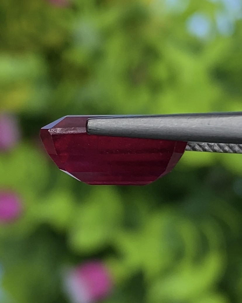 พลอย ทับทิม Ruby sapphire 6.85 กะรัต (Cts.) พลอยแท้ อัญมณีมงคลประจําวันเกิด เครื่องประดับพลอย