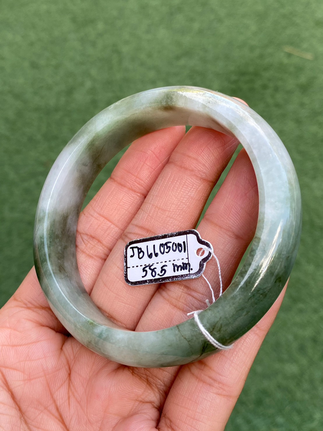 JB6605001 หยก พม่า แท้ Jade กำไลหยก (Jadeite bracelet) พม่า (Myanmar) 58.5 มม