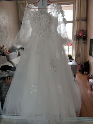 ชุดแต่งงาน แขนยาว ชายตรง