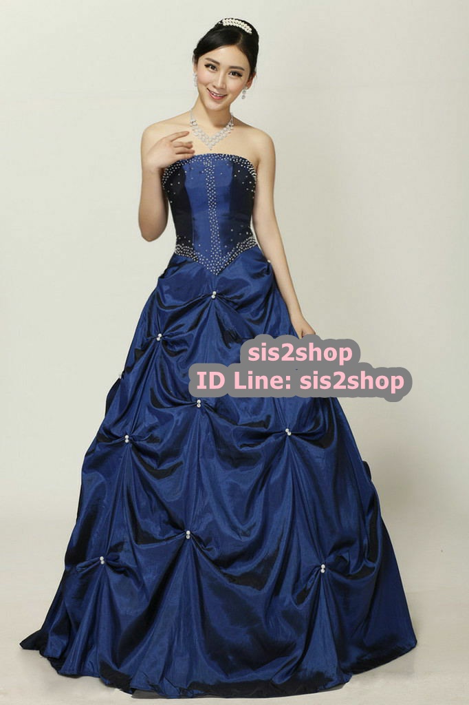 พร้อมเช่า ชุดแฟนซี ชุดราตรียาว สีน้ำเงินกรมท่า แต่งมุกช่วงอกและเอว กระโปรงทรงบอลลูน