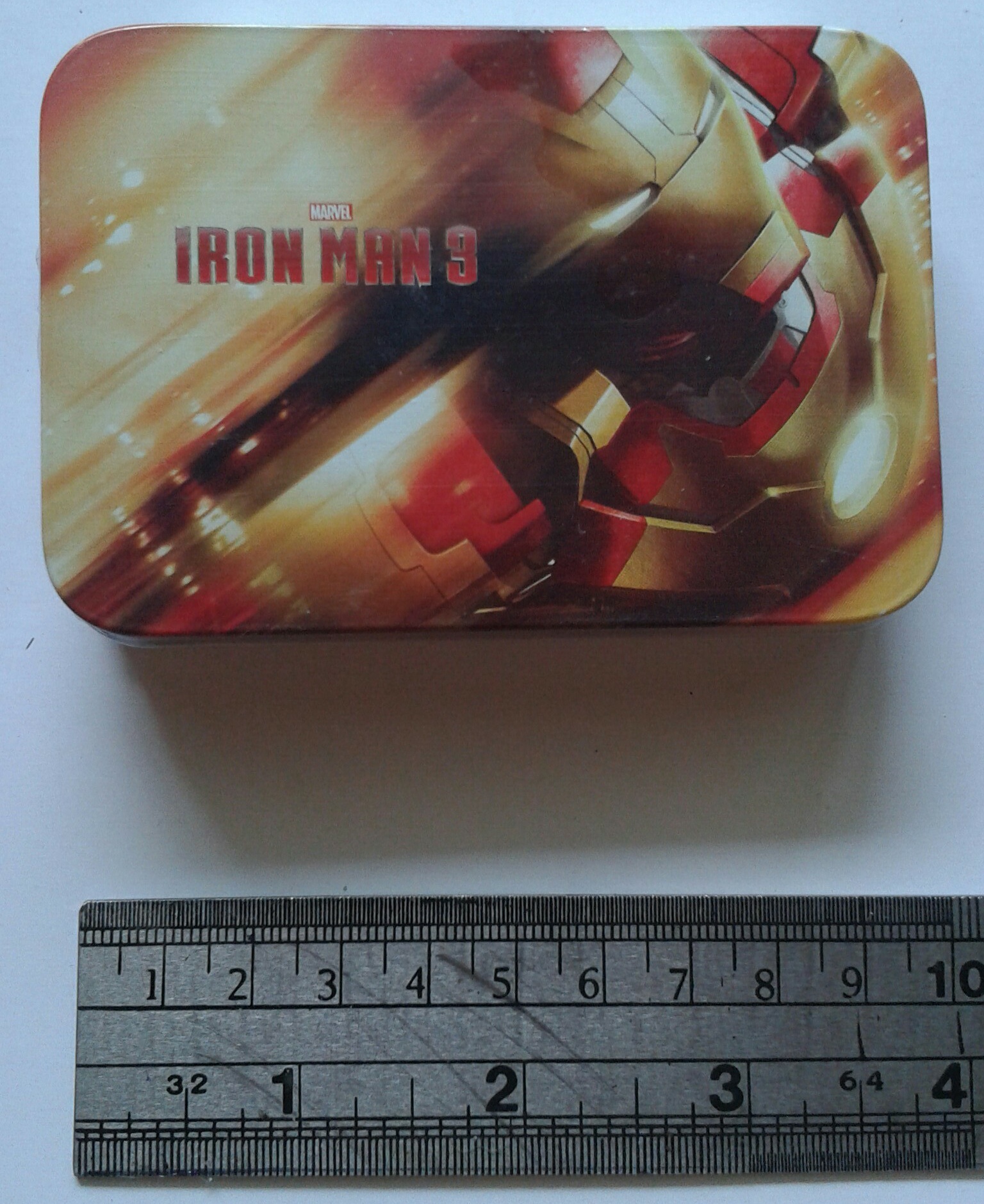 กล่องเหล็กพร้อมฝาขนาด4" สีแดง-ทอง ลาย ไออ้อนแมน3 IronMan3