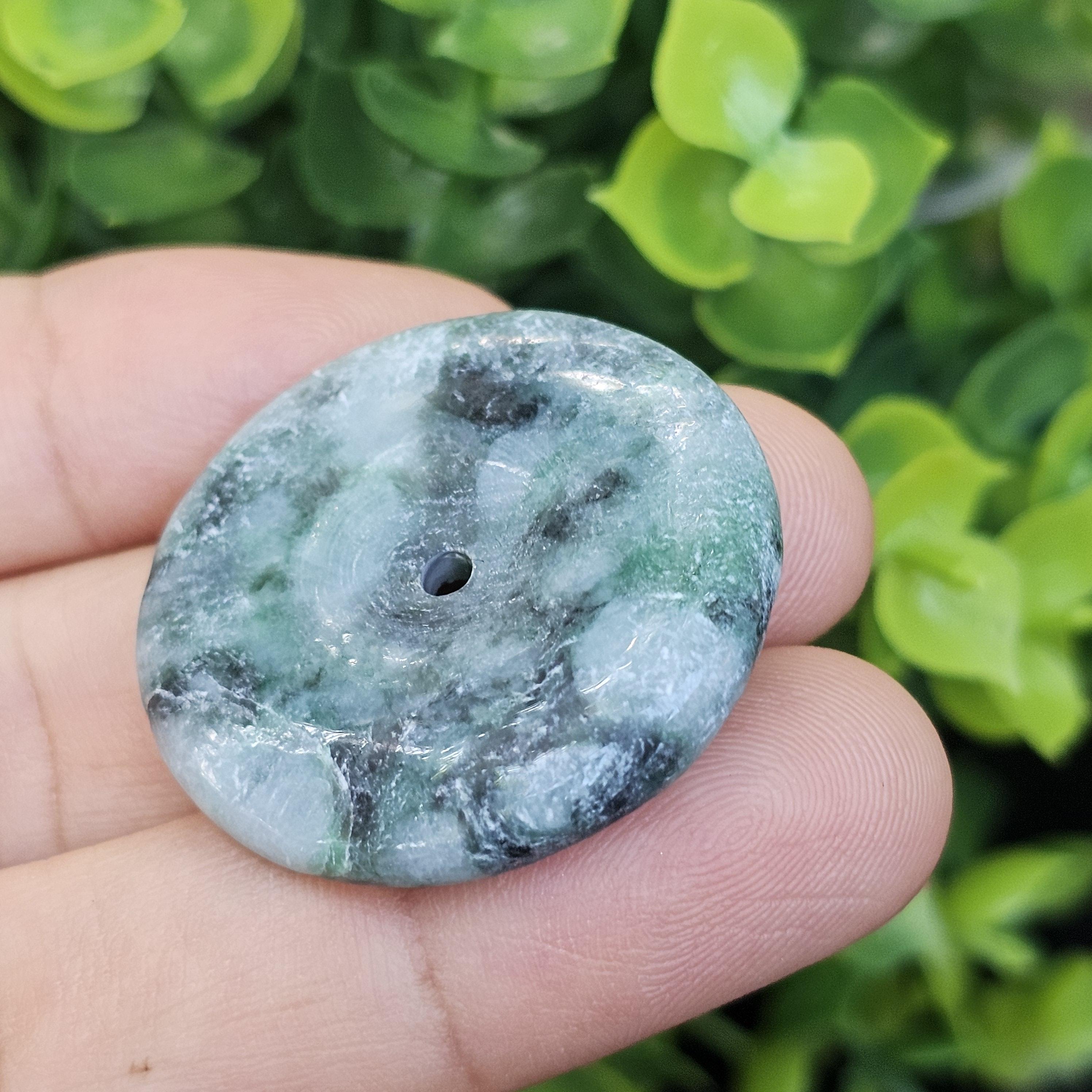 หยก พม่า แท้ Jade จี้โดนัทหยก (Bi-dise jadeite) พม่า (Myanmar) 57.20 กะรัต (Cts.)