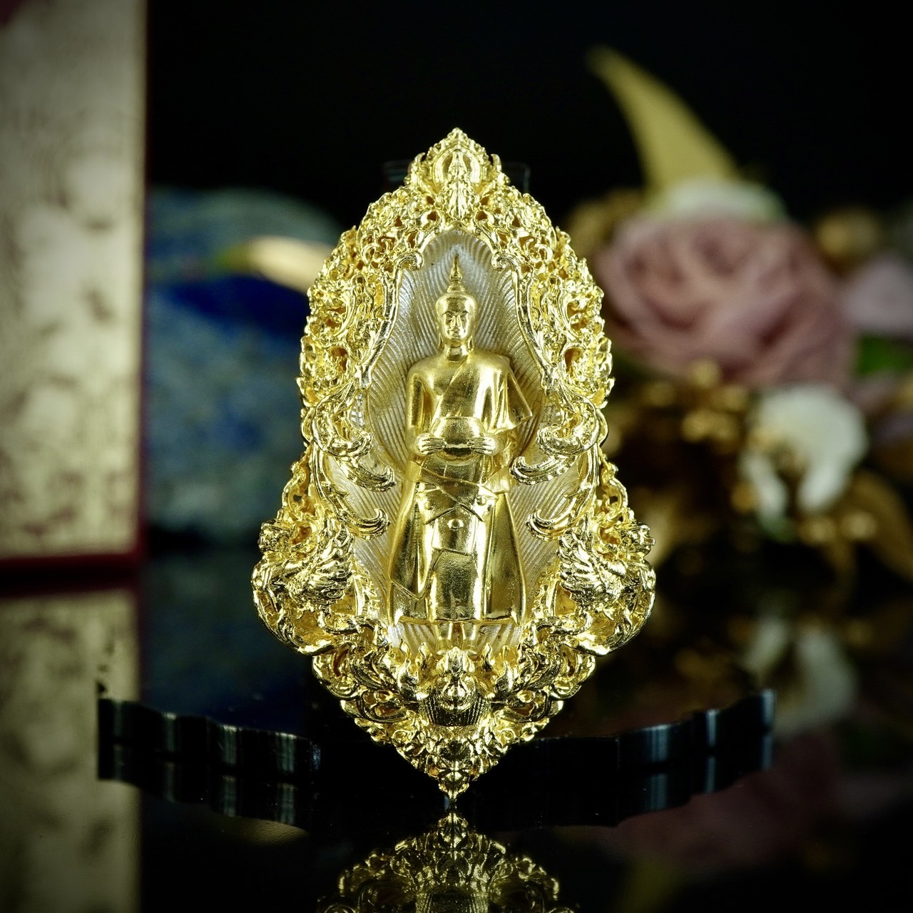 เหรียญจำปีท้าวเวสสุวรรณ รุ่น เพชรสมุทร รหัส10 เนื้อบรอนซ์ชุบ 2 กษัตริย์