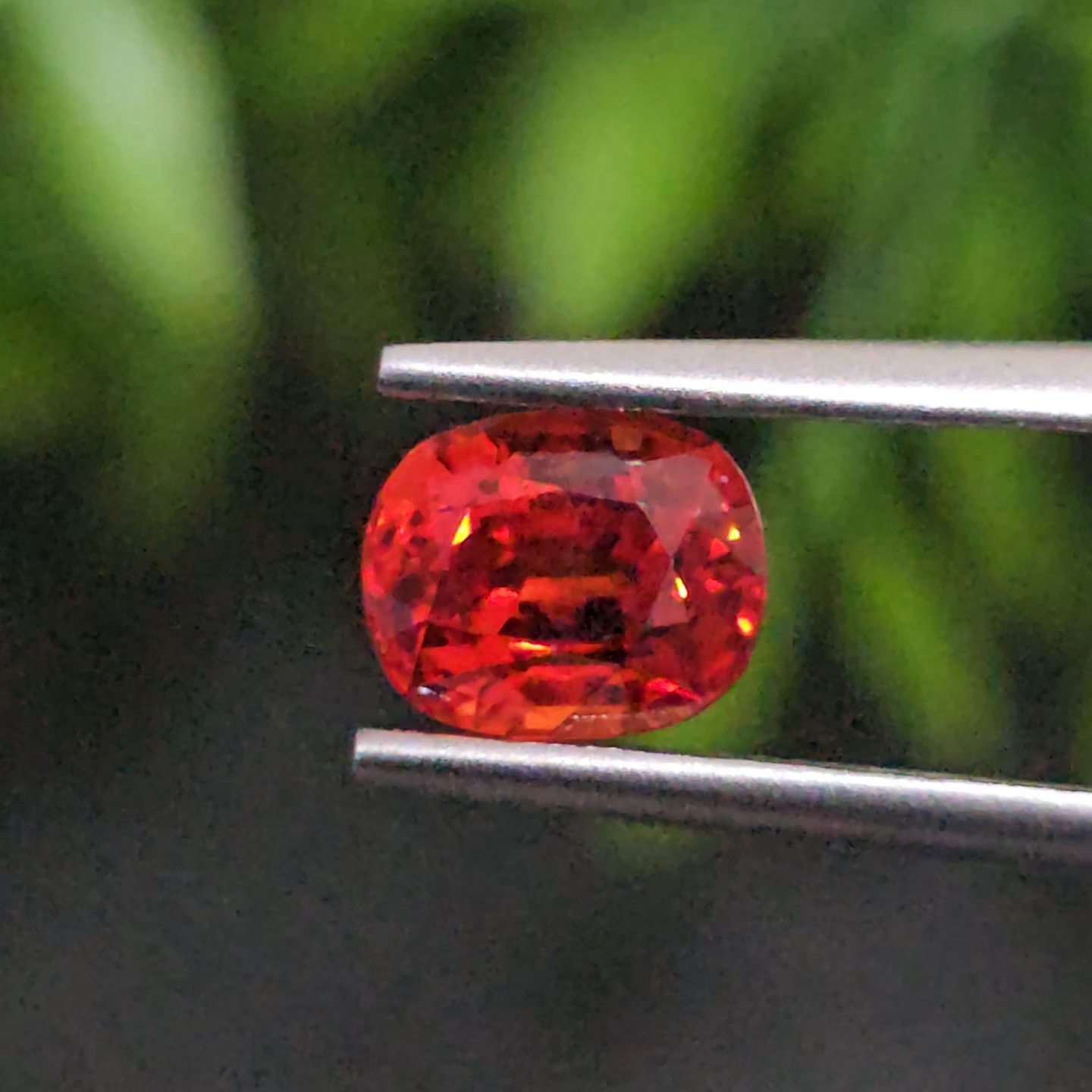 พลอย ทับทิม ซองเจีย Songea Ruby Sapphire 1.42กะรัต (Cts.) พร้อมใบเซอร์ พลอยแท้ อัญมณีมงคลประจําวันเกิด เครื่องประดับพลอย