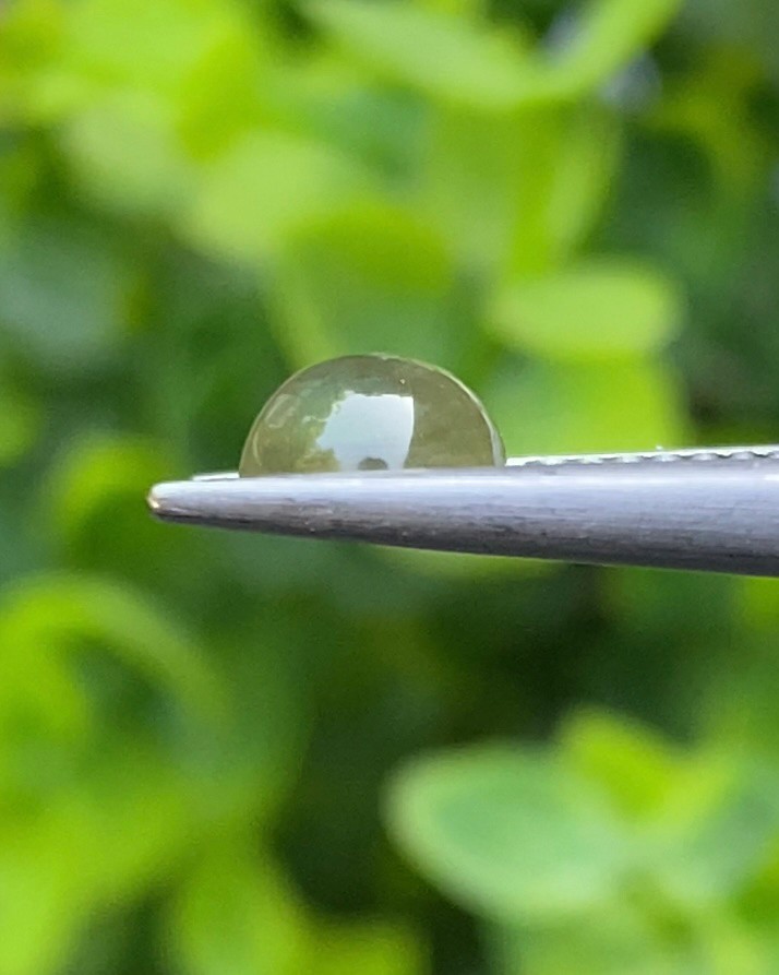 พลอย ตาแมว คริโซเบริล Cat eye Chrysoberyl 1.10 กะรัต (Cts.) พลอยแท้ อัญมณีมงคลประจําวันเกิด เครื่องประดับพลอย