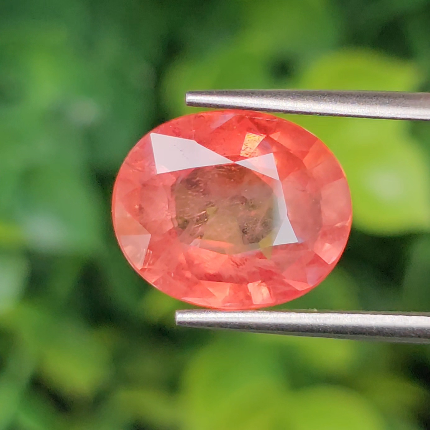 พลอย ออเรนจ์ แซฟไฟร์ Orange Sapphire 6.29 กะรัต (Cts.) พลอยแท้ อัญมณีมงคลประจําวันเกิด เครื่องประดับพลอย