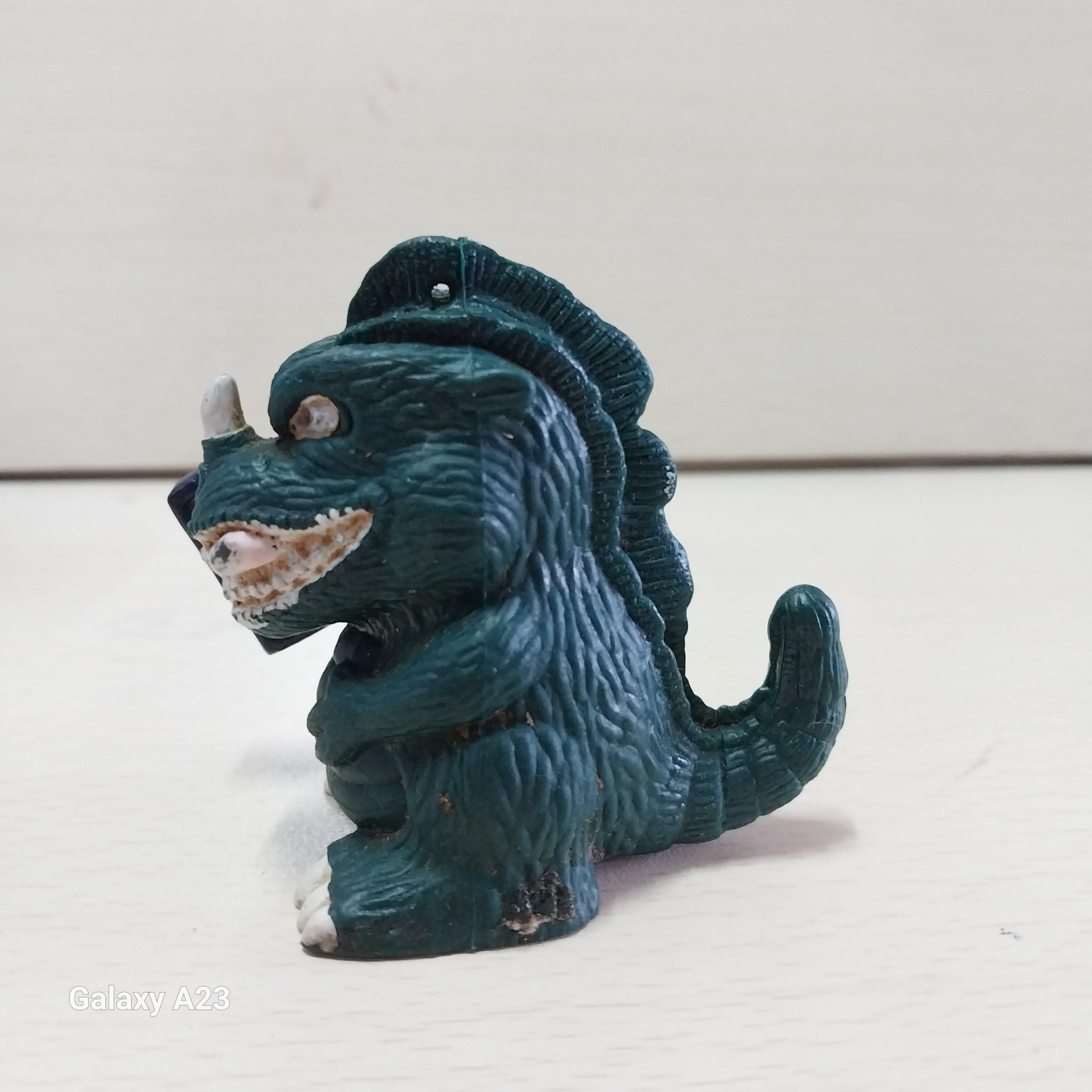 มีหลายภาพ,ฟิกเกอร์งานไทย ยางตัน ก๊อดจิ รุ่นสีเขียวเข้มตามภาพ ของแถมพรีเมี่ยม จากปั๊มน้ำมัน เก่าเก็บ มือสองสภาพดี หายาก สำเนา