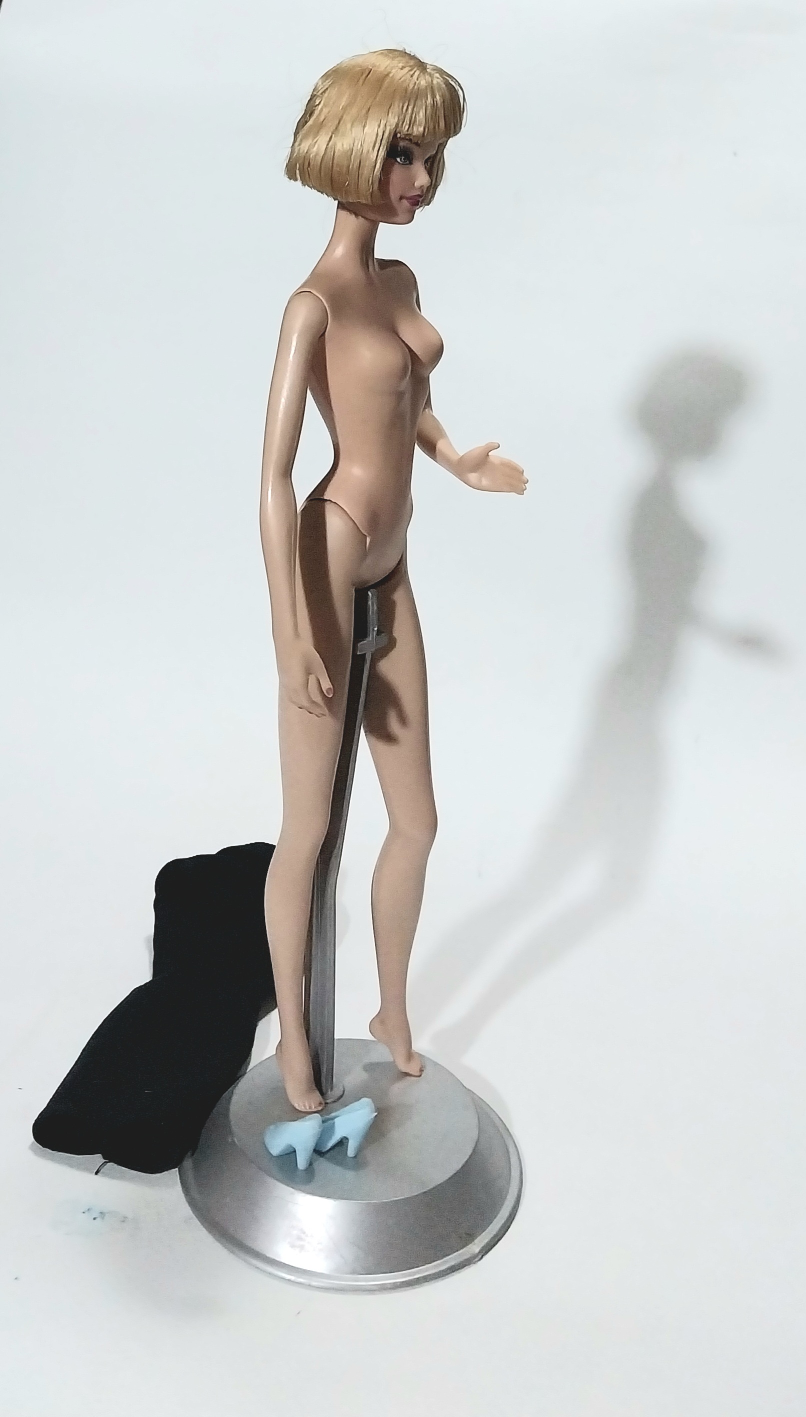 มีหลายภาพ,บาร์บี้เบสิค Barbie Basics Doll,Black Label ของแท้Mattel, รองเท้าไม่ได้มากับชุด,ไม่มีส่วนใดหลวม