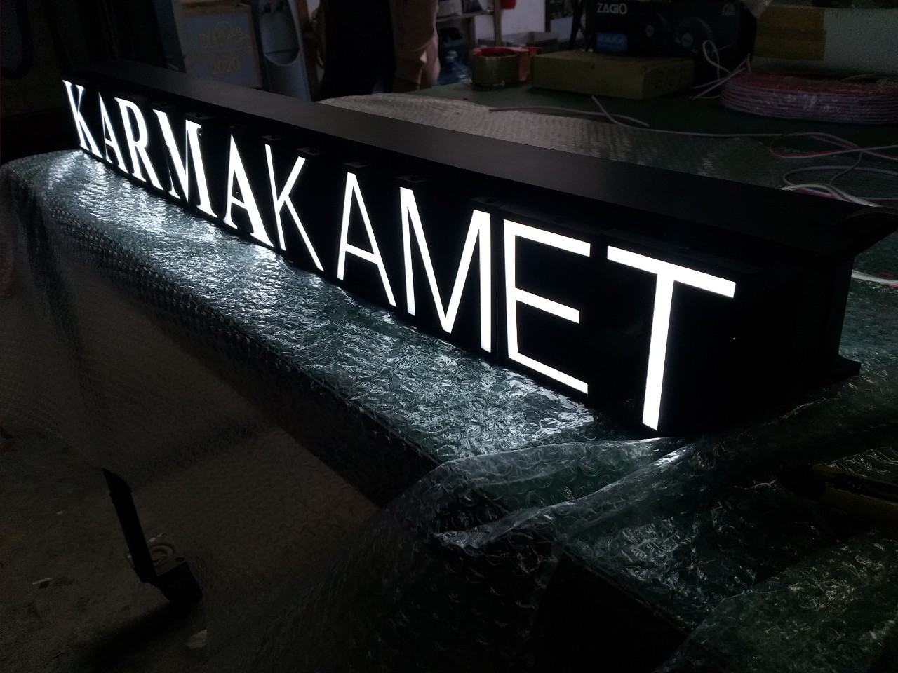 งานป้ายไฟ