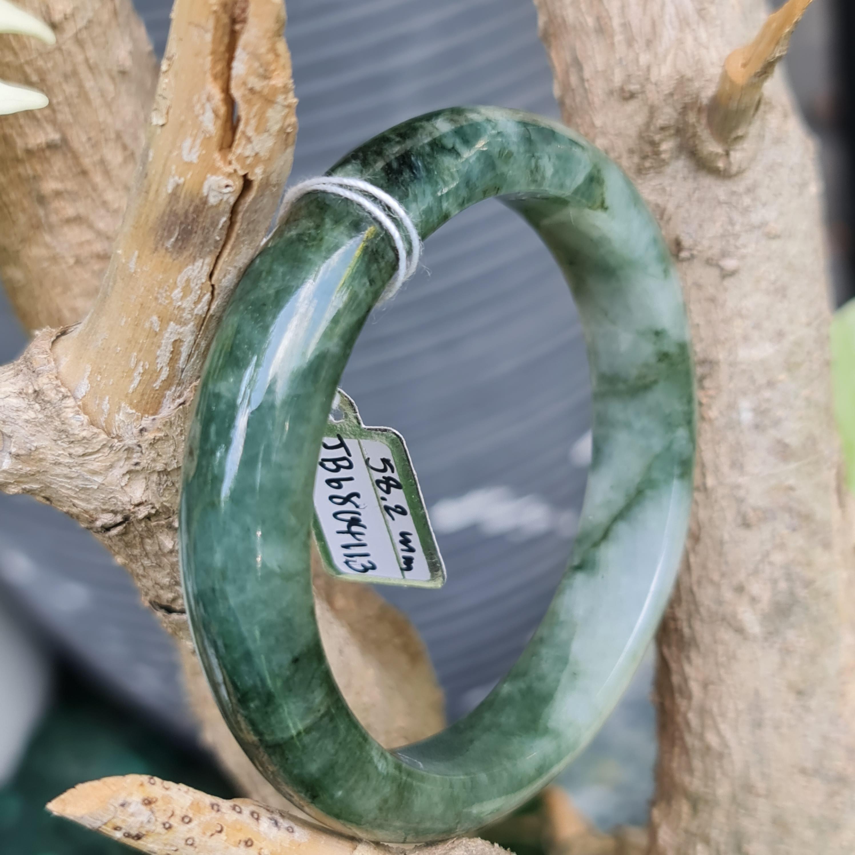 JB6804113 หยก พม่า แท้ Jade กำไลหยก 58.2 มม. (Jadeite bracelet) พม่า (Myanmar)