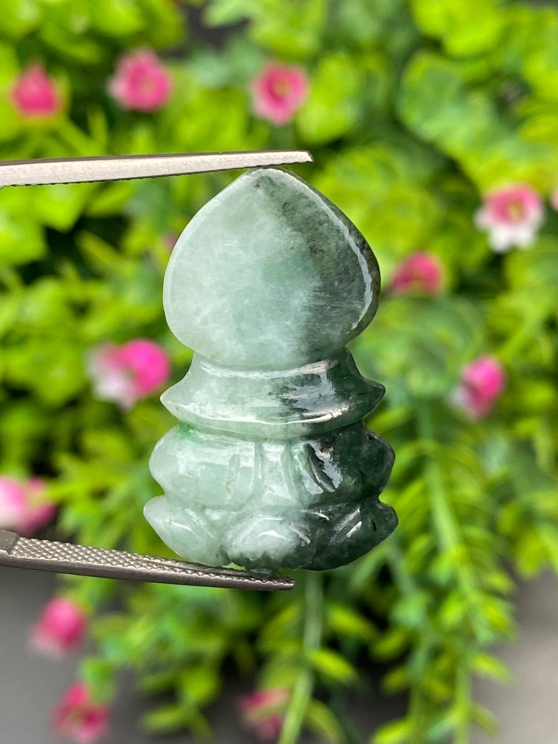 หยก แกะสลัก รูป เจ้าแม่กวนอิม (Burmese jadeite) 32.52 กะรัต (cts.) หยก พม่า แท้