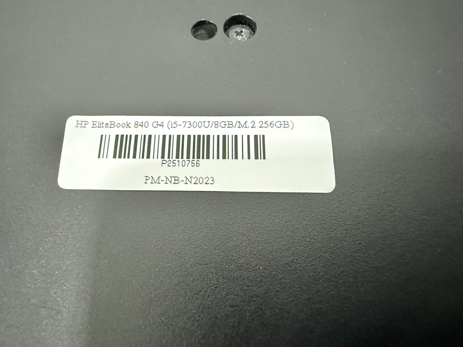 Notebook HP EliteBook 840 G4 (i5-7300U/8GB/M.2 256GB) ไม่มี Adapter แบต 75% แบตเสื่อม จอ Bright ขอบยางเสื่อม