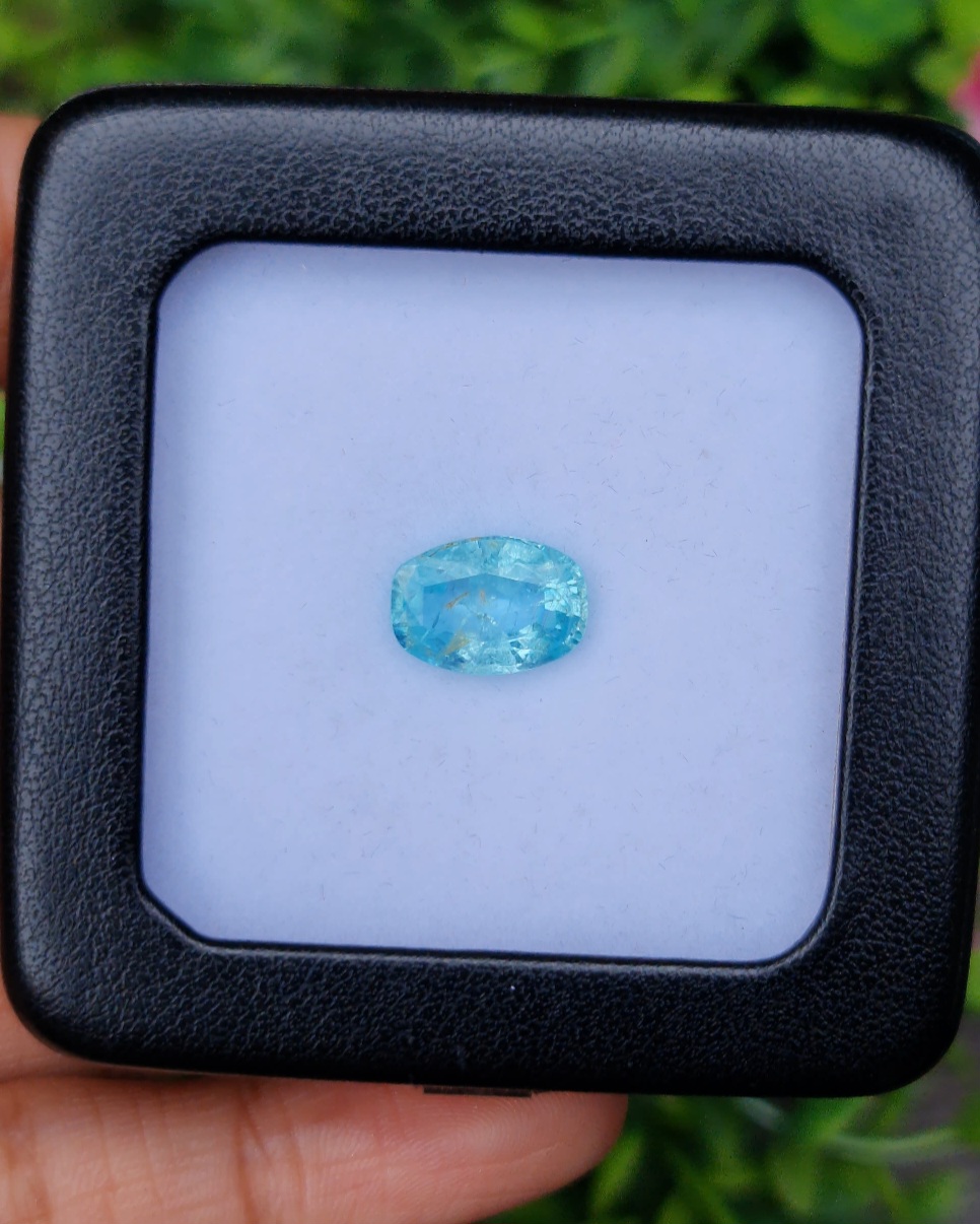 พลอย พาไรบ้า ทัวร์มาลีน Paraiba Tourmaline 3.35 กะรัต (Cts.) พร้อมใบเซอร์ พลอยแท้อัญมณีมงคล ประจําวันเกิด เครื่องประดับพลอย