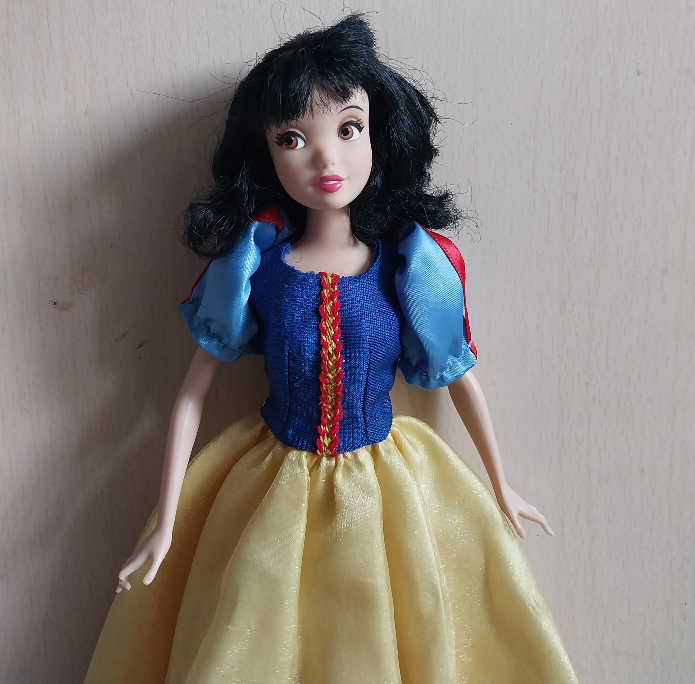 มีหลายภาพ**ซ่อมนิ้ว ตุ๊กตาเจ้าหญิงดิสนีย์ จาก ดิสนีย์สโตร์ สโนว์ไวท์ snow white ของมีตามภาพ