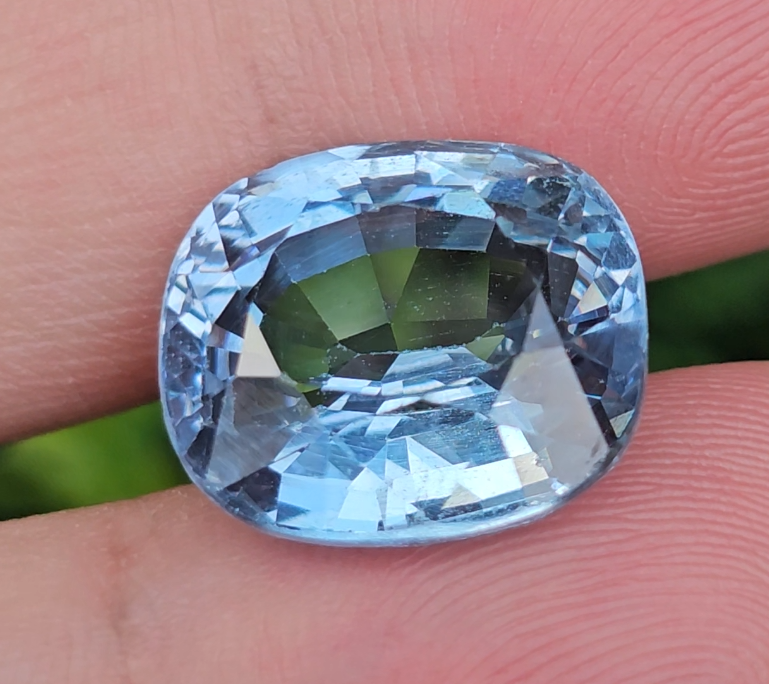พลอย บลู โทแพซ (Blue Topaz) 18.11 กะรัต (Cts.) พลอยแท้ อัญมณีมงคลประจําวันเกิด เครื่องประดับพลอย