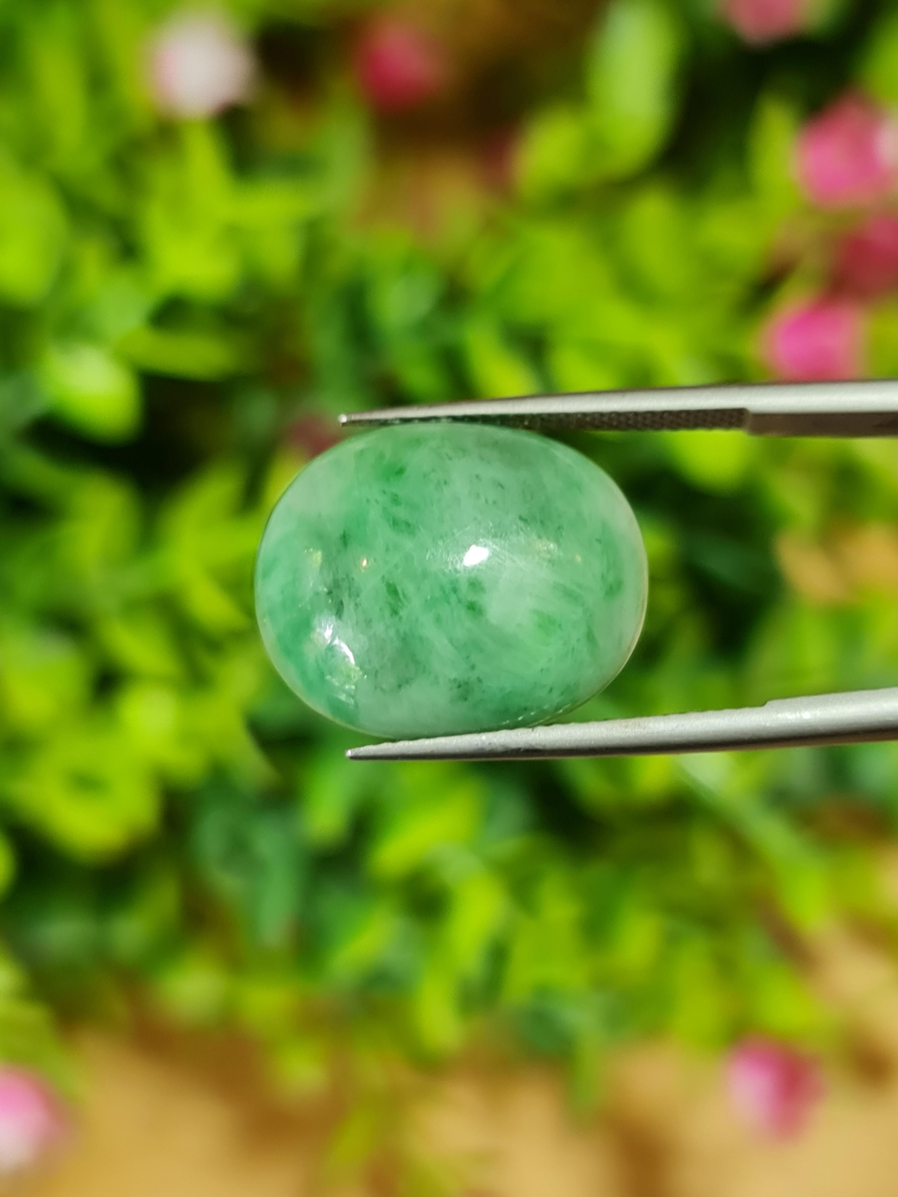 หยกพม่าเจียรนัย (Burmese jade ) 19.31 กะรัต หยกแท้ อัญมณีมงคลประจําวันเกิด เครื่องประดับหยก