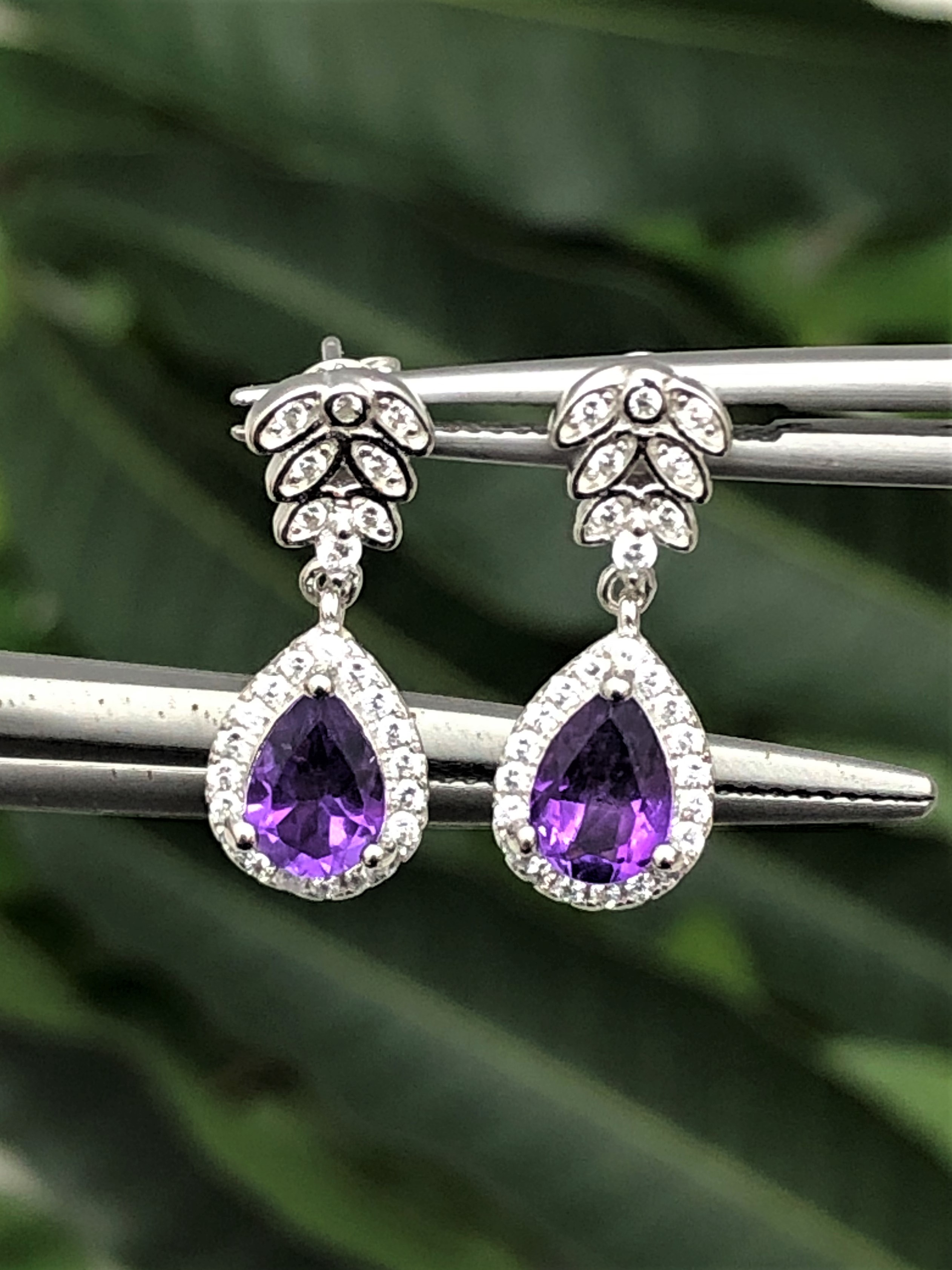 ชุดเครื่องประดับพลอย อเมทิส Amethyst Jewelry ตัวเรือนเงินแท้ ชุบทองคำขาว เพชร CZ คัดคุณภาพ