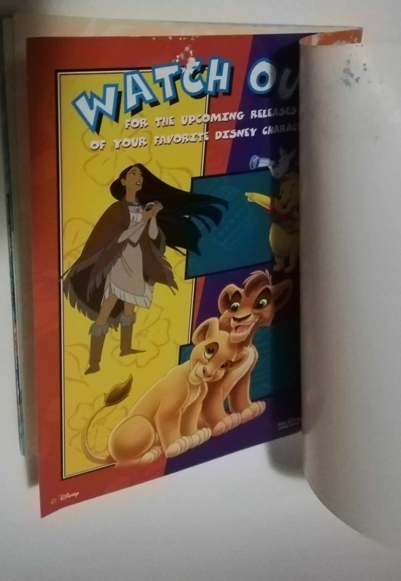 มีหลายภาพ, มีตำหนิ โปรดดูทุกภาพ, สมุดภาพเจ้าหญิงเงือกน้อยแอเรียล, the Little Mermaid ขนาด 19 cm, เป็นสมุดภาพการ์ด ที่คั่นหนังสือ ป้ายสมุดโทรศัพท์การ์ดอวยพรวันเกิดตัวแขวนโทรศัพท์มือถือเป็นกระดาษสแตนดี้และภาพระบายสี เป็นภาพเงือกน้อยแอเรียล Little Mermaid