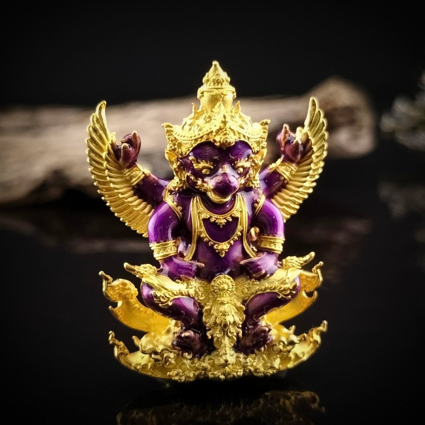 พญาครุฑน้อย รุ่น สุเรนทรชิต เจ้าทรัพย์