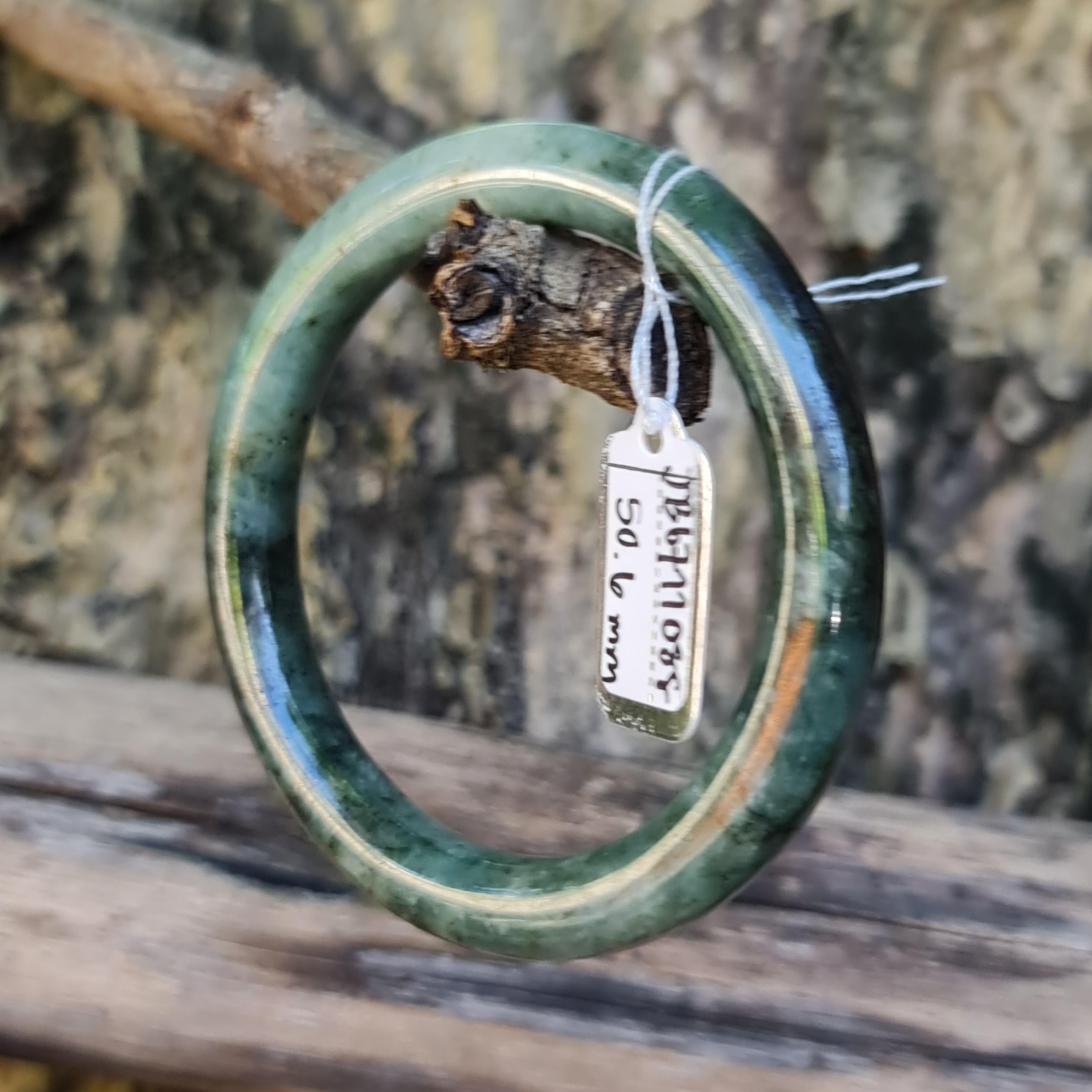 JB6711088 หยก พม่า แท้ Jade กำไลหยก (Jadeite bracelet) พม่า (Myanmar) 50.6 มม.